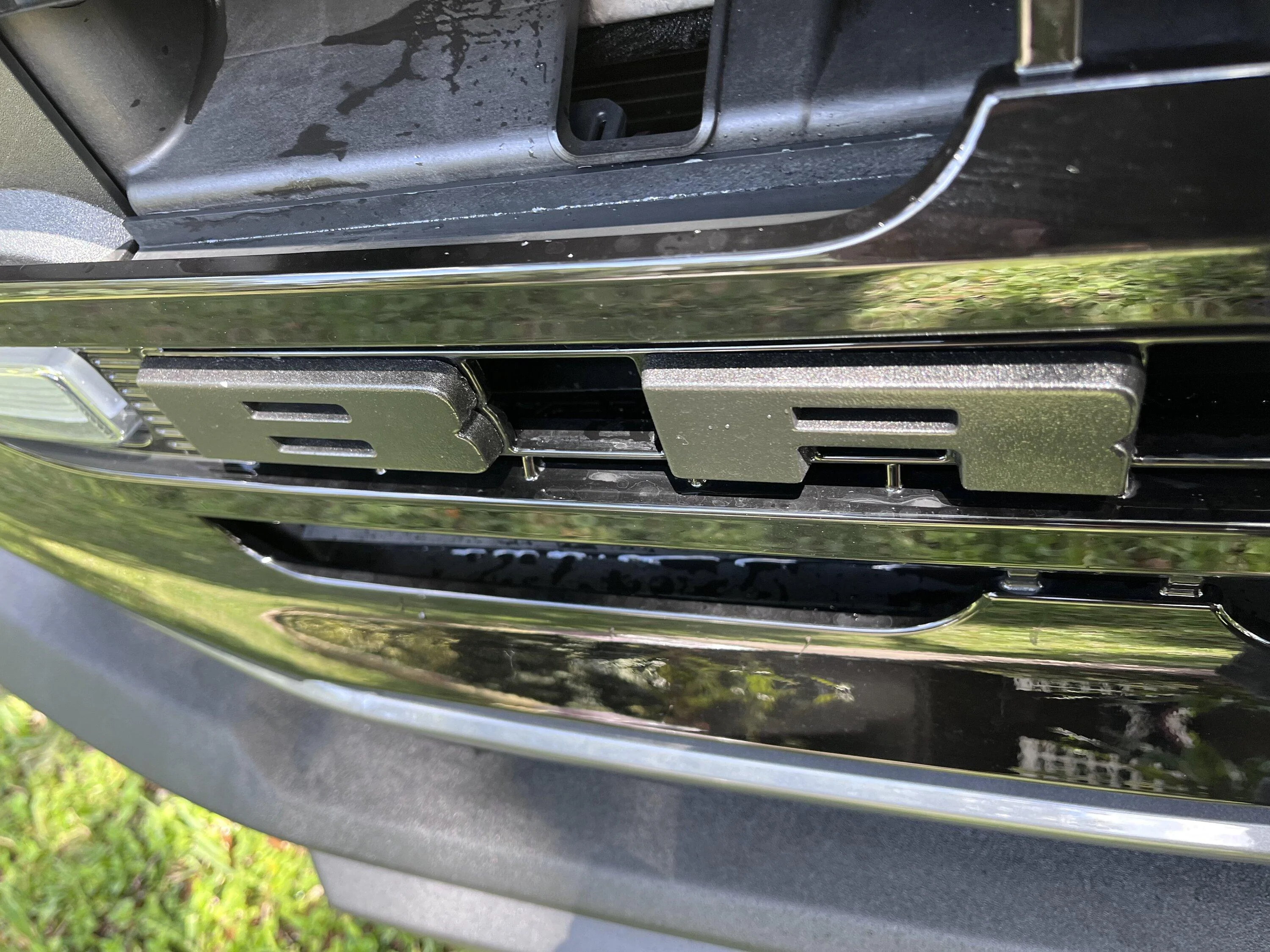 Ford Bronco OBX Grill 31B066B2-13FD-4667-9A6D-6B3770D469F9