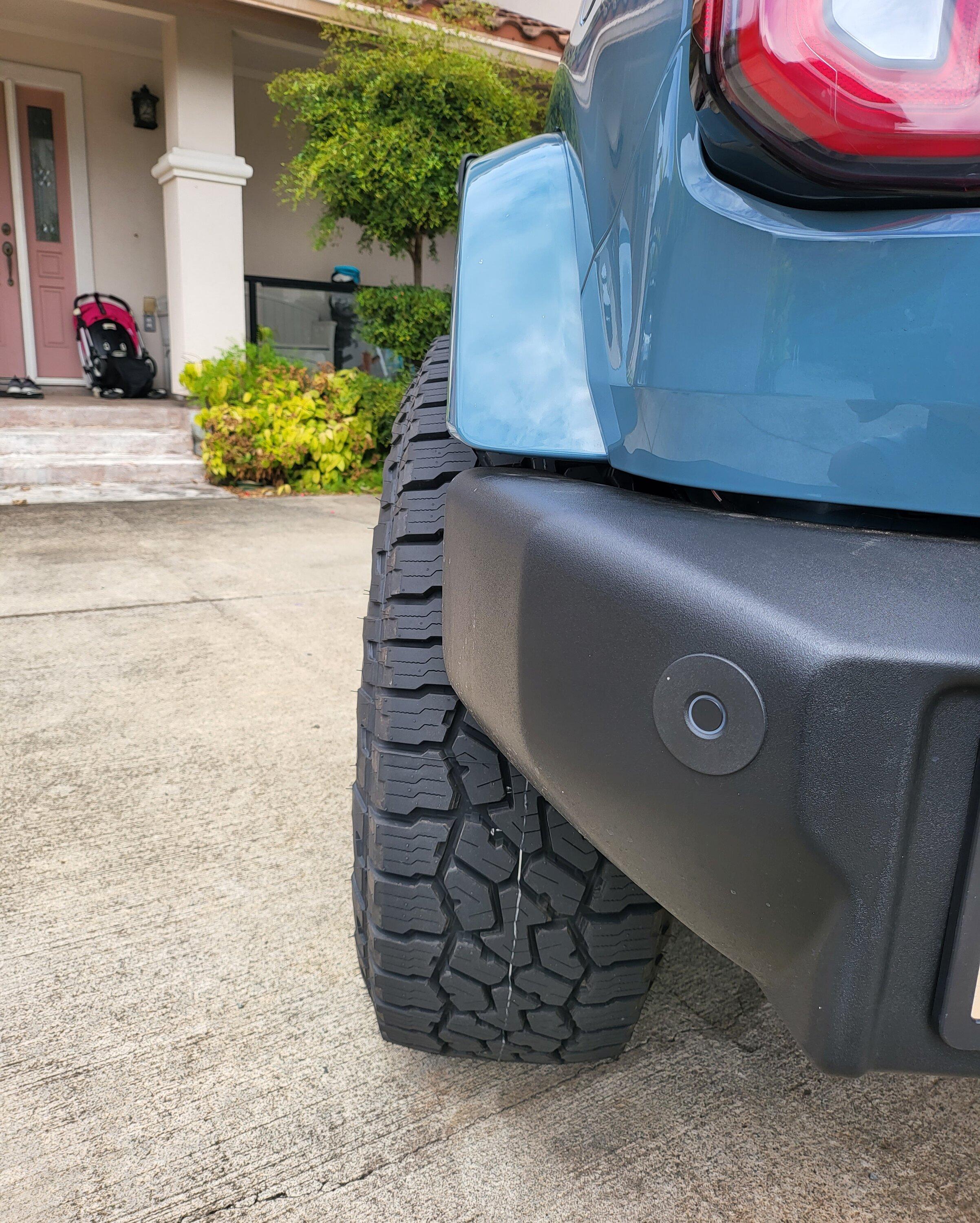 Ford Bronco 17" vs. 18" wheels 20220707_150213