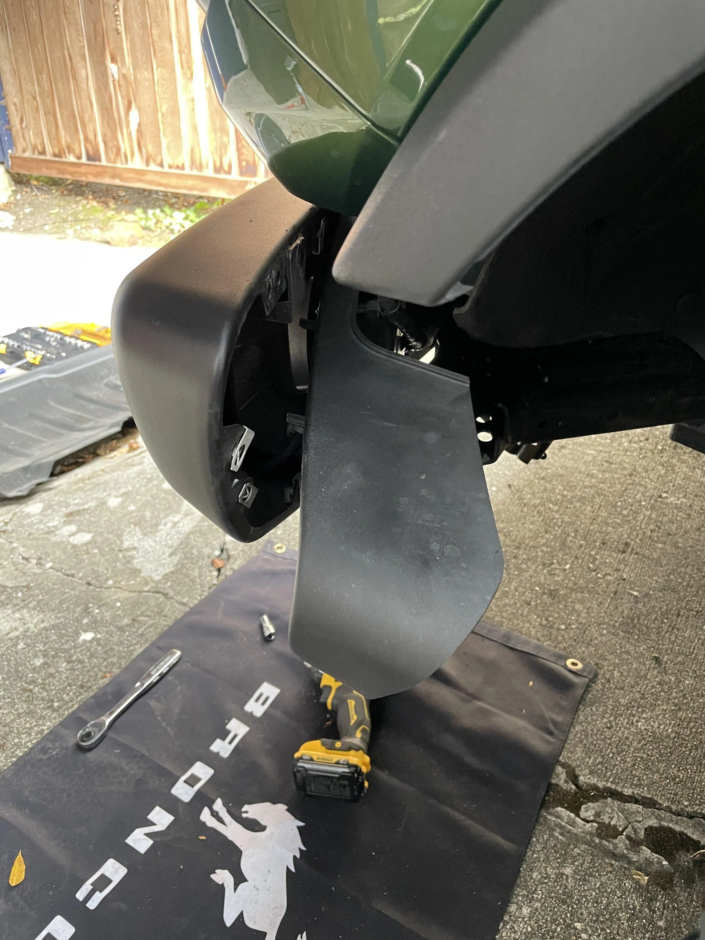 Ford Bronco Bronco Badlands with capable bumper and Method Trail 703s 6331A473-4043-4117-925D-35C181ED3031