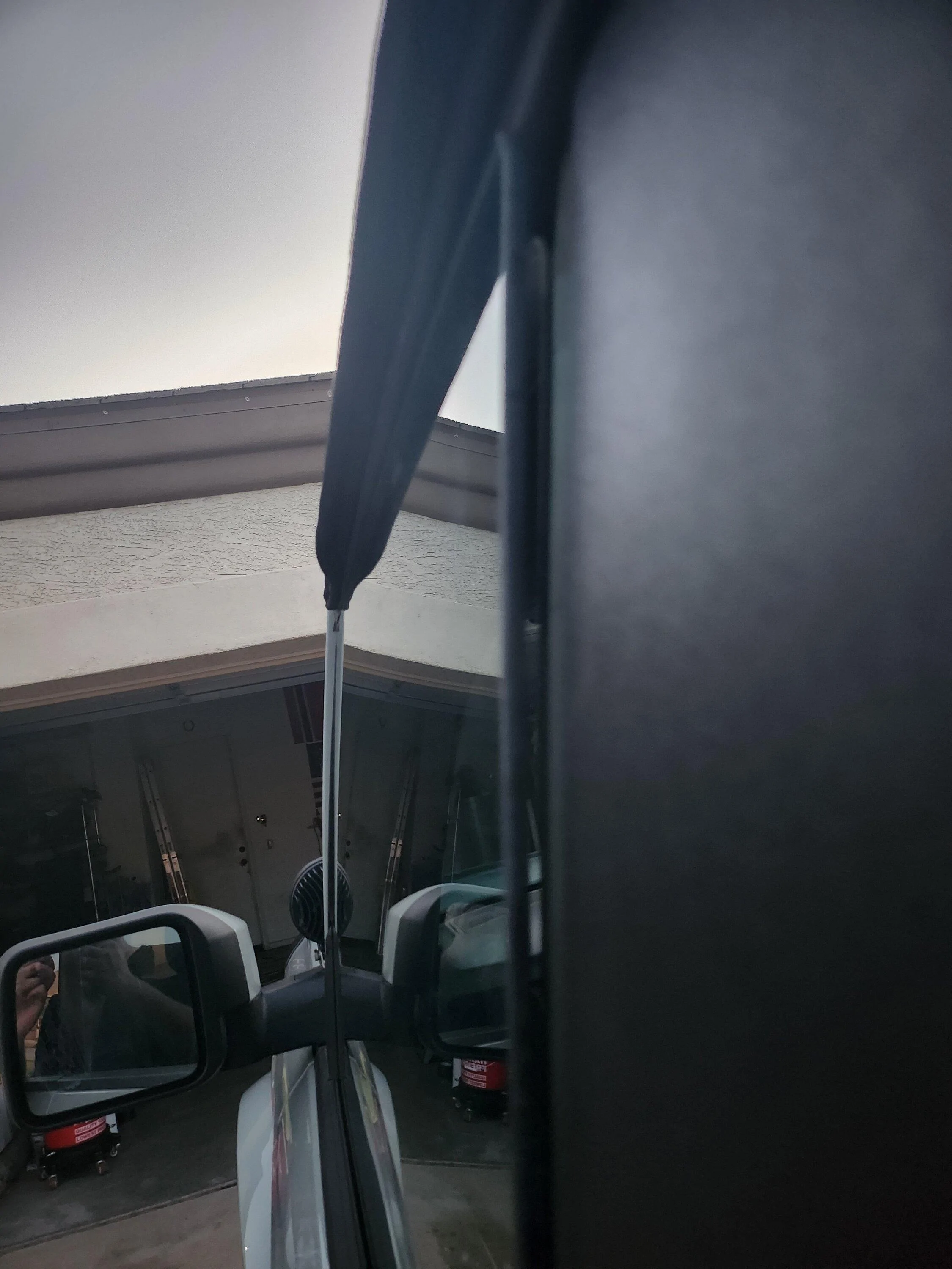 Ford Bronco Window won't auto index when up .... 20220904_190219[9239]