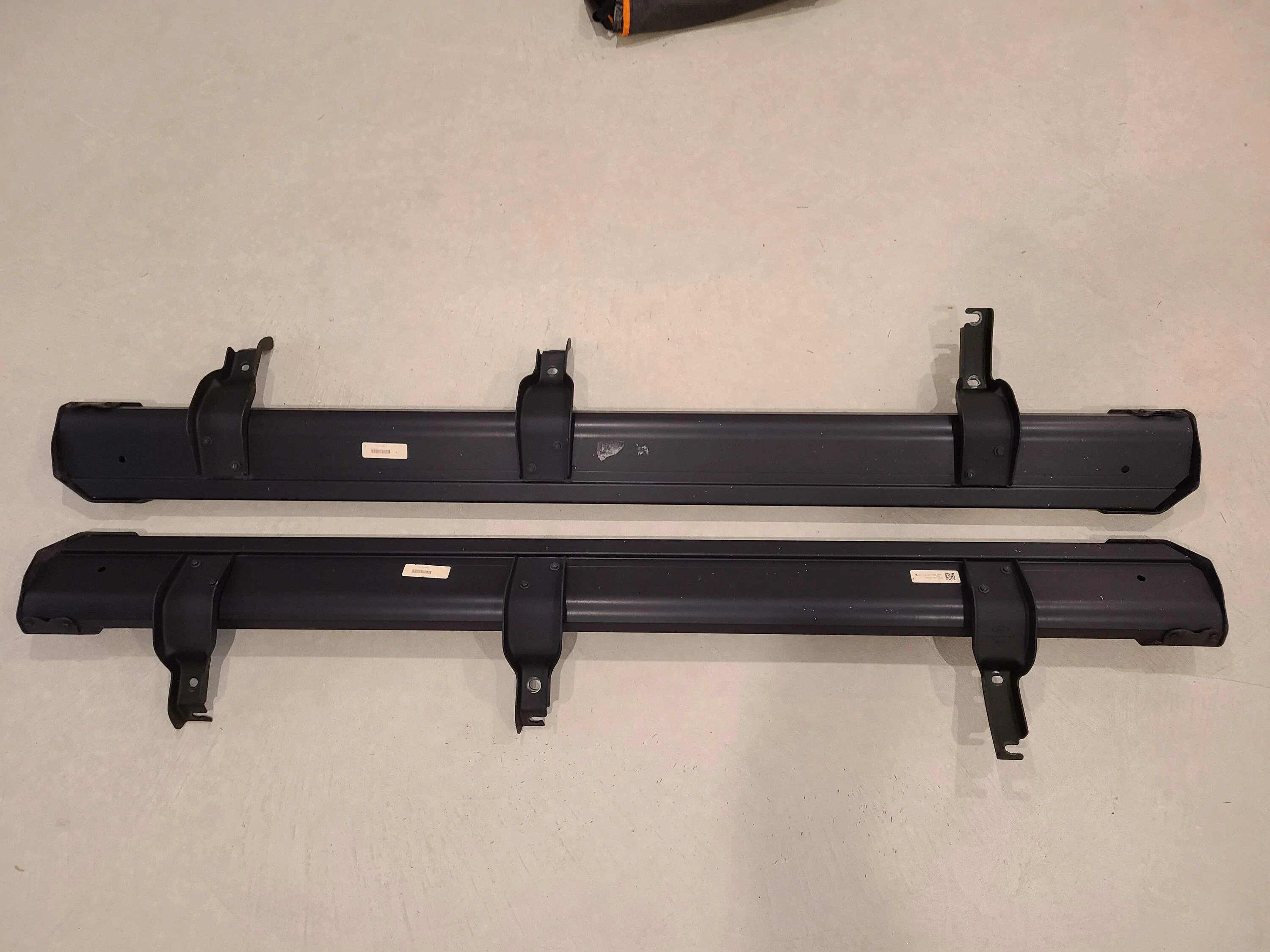 Ford Bronco FS - 4 door OEM running boards 20220905_115314