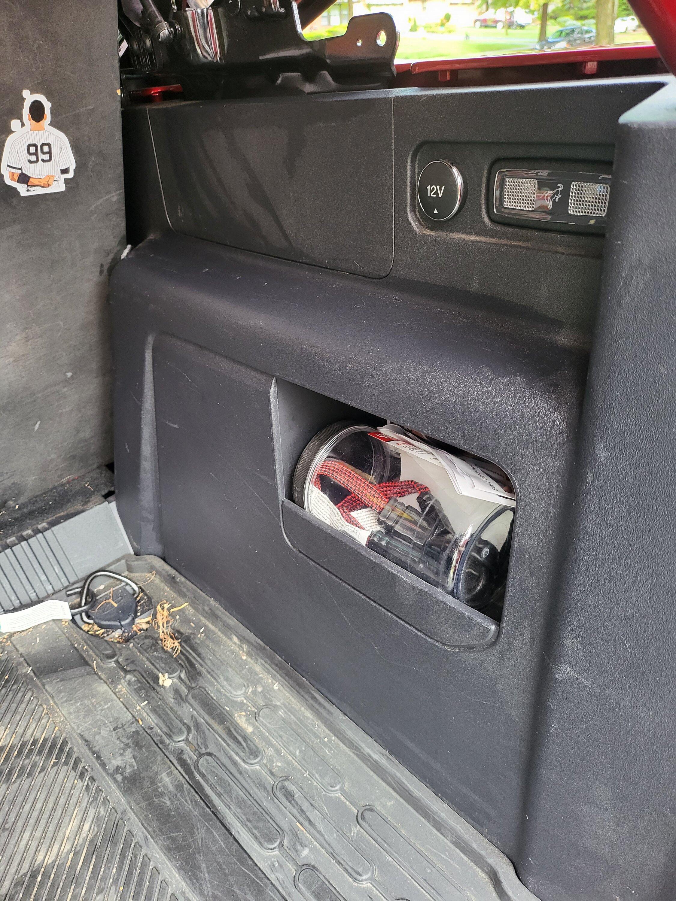 [DIY] $28 trunk storage shelf for 4 door Broncos. No cutting required ...