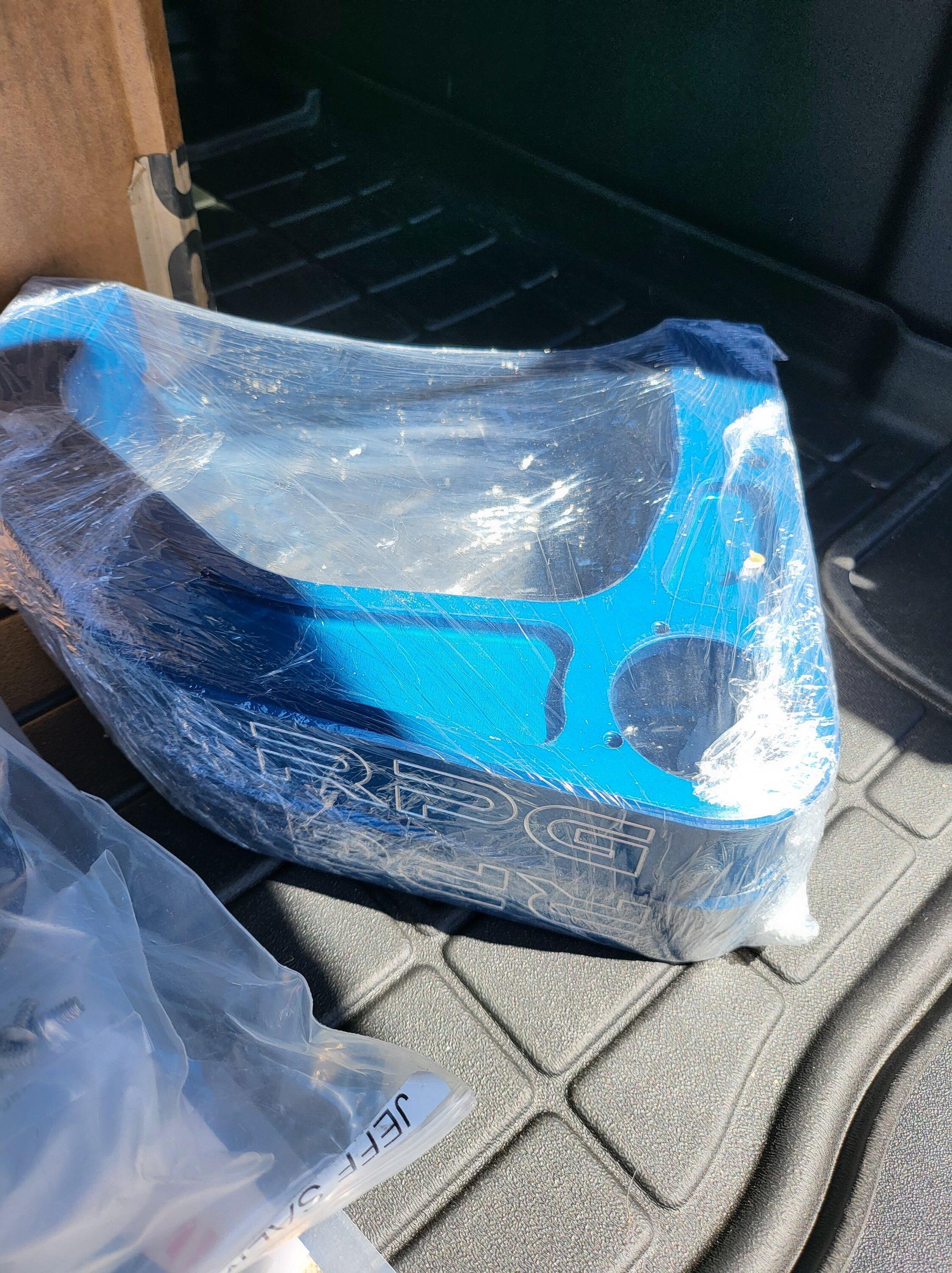 Ford Bronco RPG UCA's King Blue - New 301971690_644174856970494_933242213605515921_n