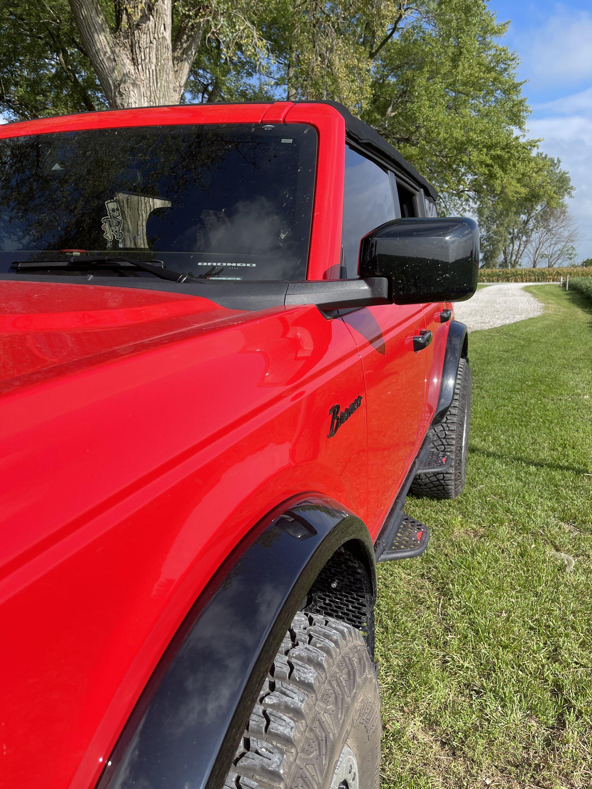 Ford Bronco WTB - Black Painted Mirrors 446FB5FC-E64D-4C5D-967A-4D7287AFE9AC
