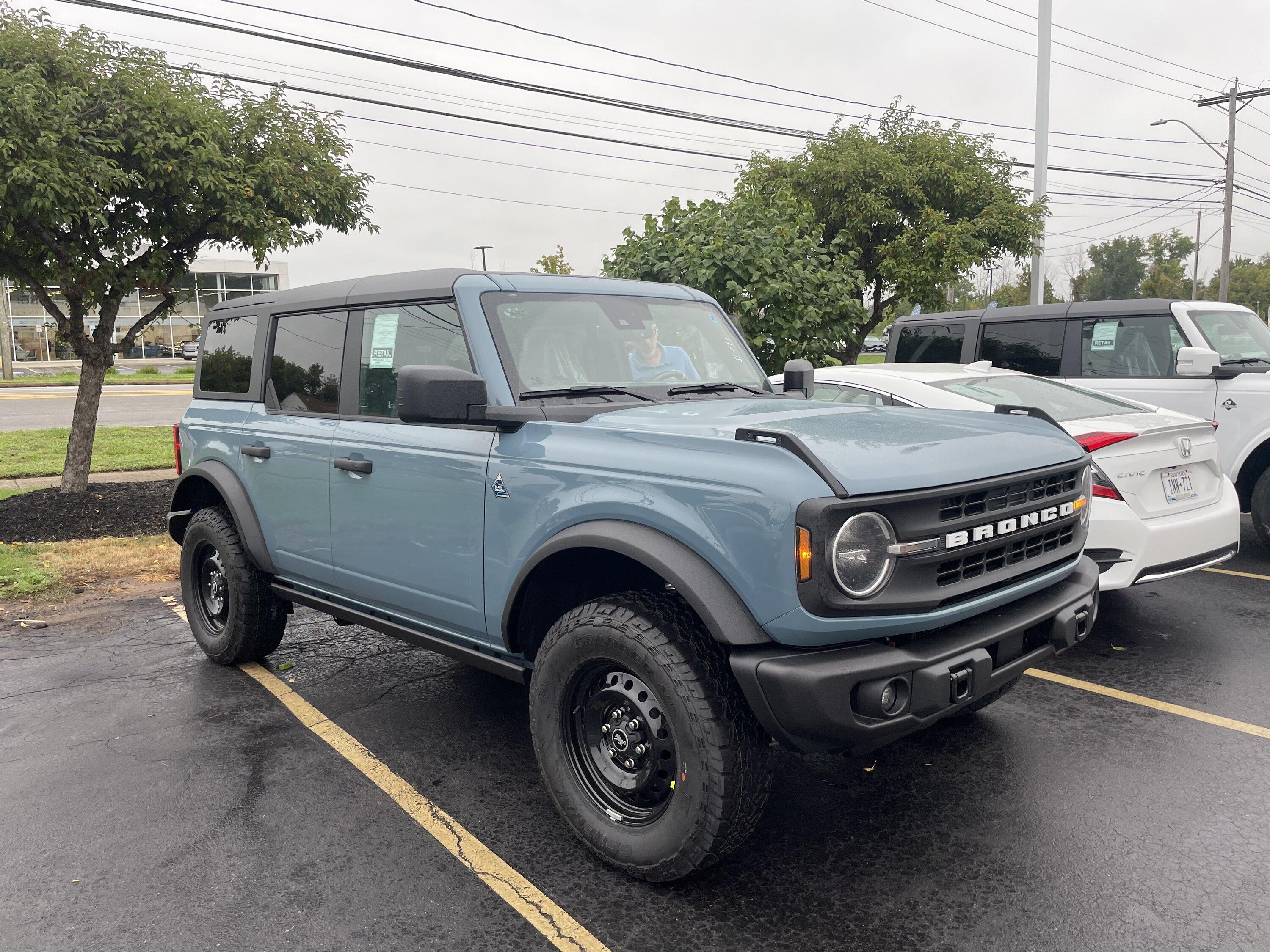 Ford Bronco 8/29/2022 Build Week Group C6307FF8-4247-4C87-9C4B-91BAB6CD4B35