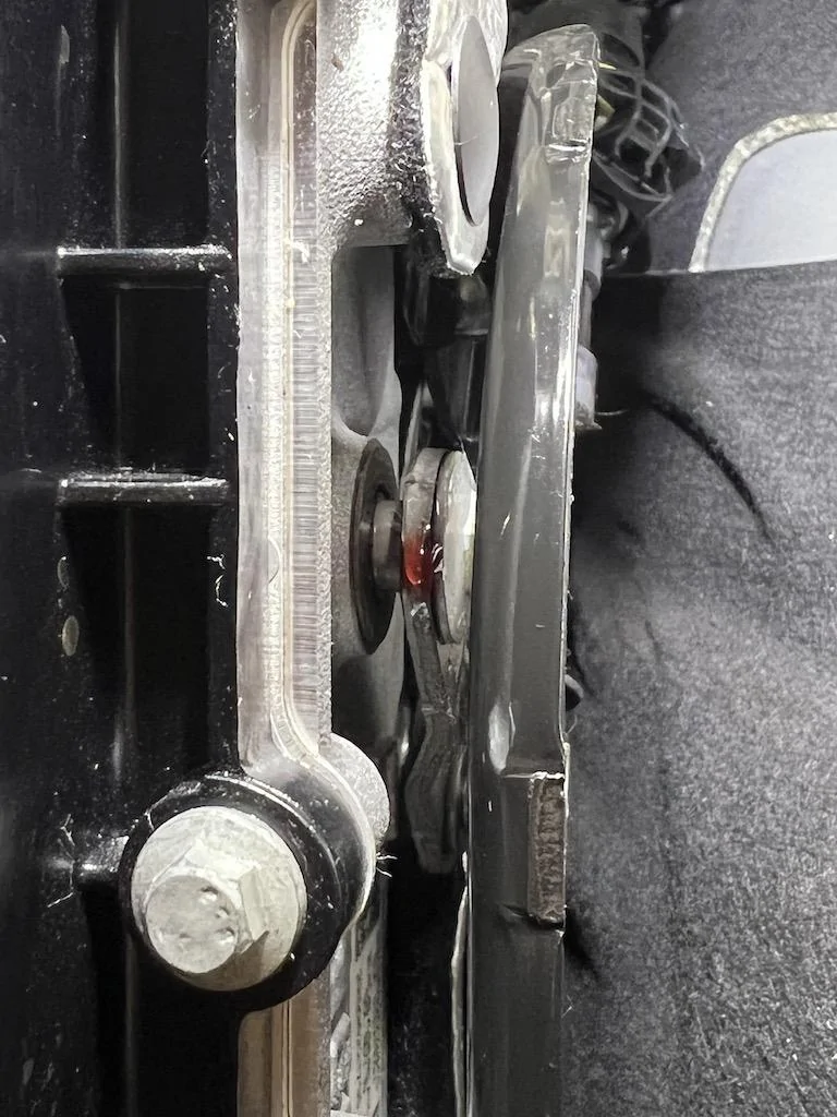 Ford Bronco 10spd Transmission Leak 001_leak