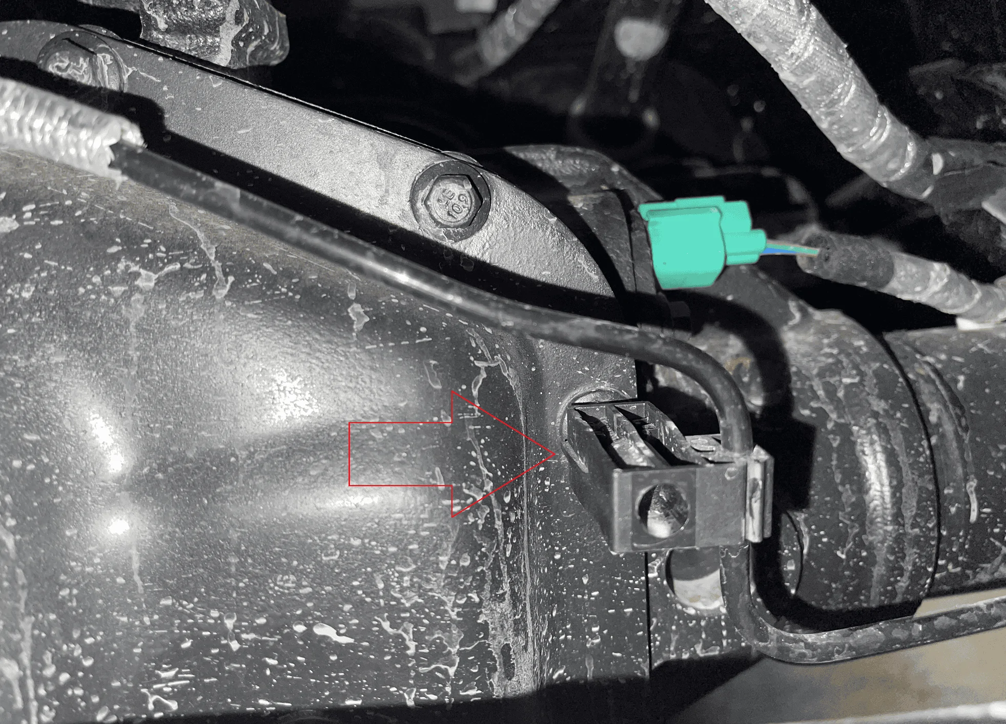 Ford Bronco Brake line brackets on rear diff 1662561894239