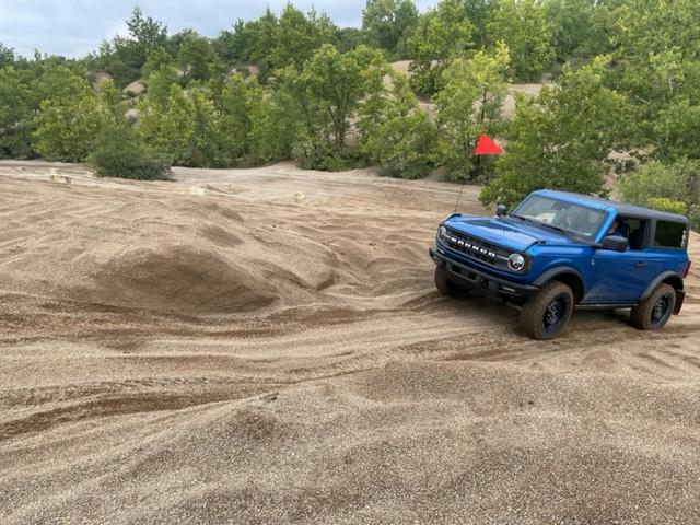 Ford Bronco Bronco Team 2 door. image8