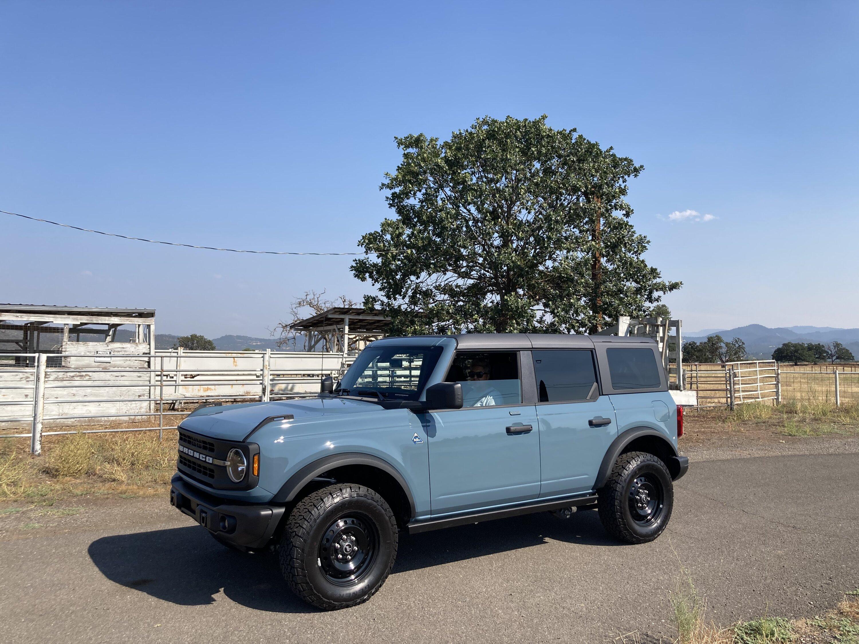 Ford Bronco His & Hers Broncos - Post Yours! 25CC2A40-7F8C-4495-82C2-6E40993CF769