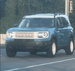 Ford Bronco Peak Blue Metallic color spied on Bronco Sport 1662738509470