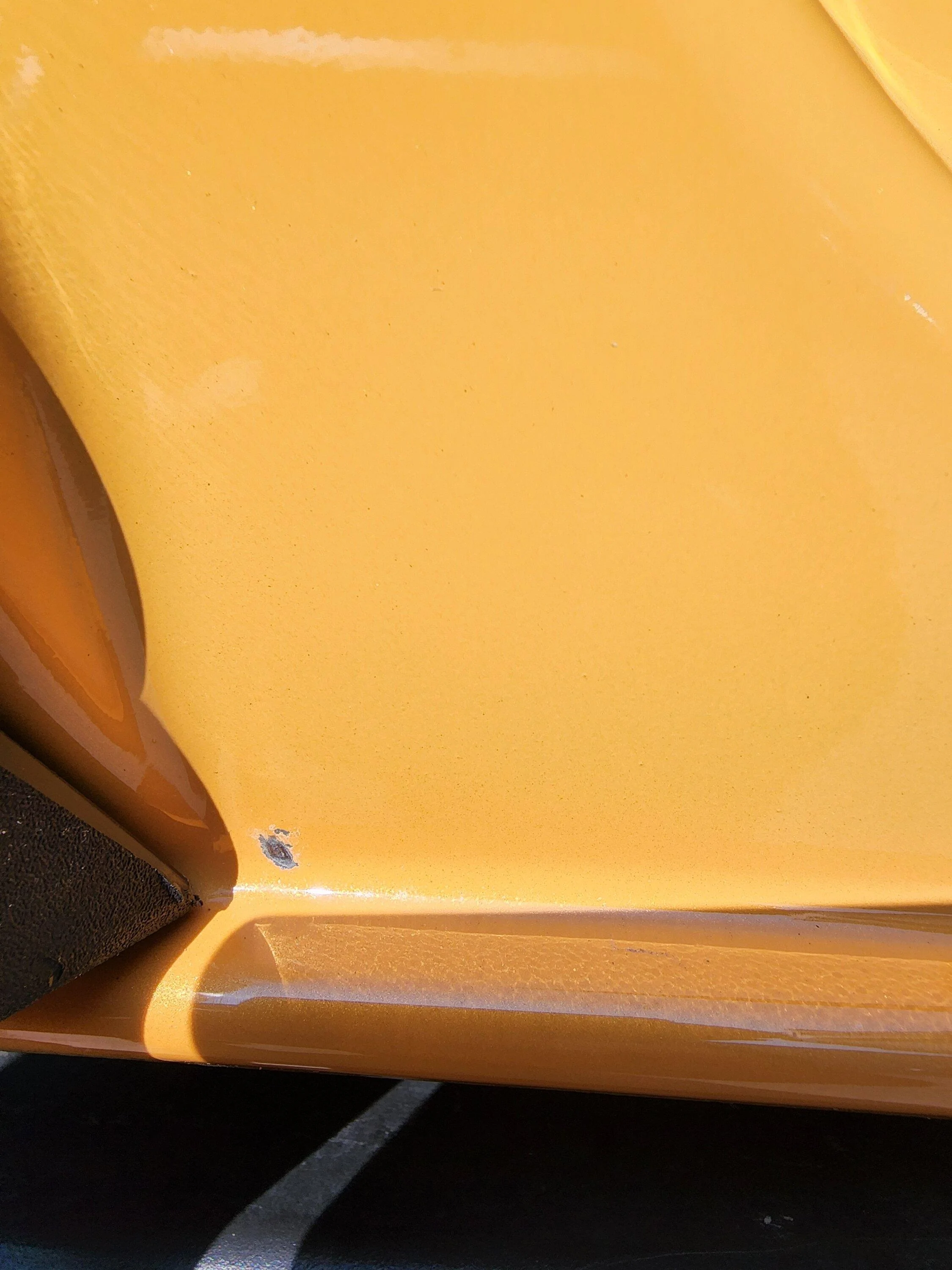 Ford Bronco Rear inner door paint chipping 20220909_124245