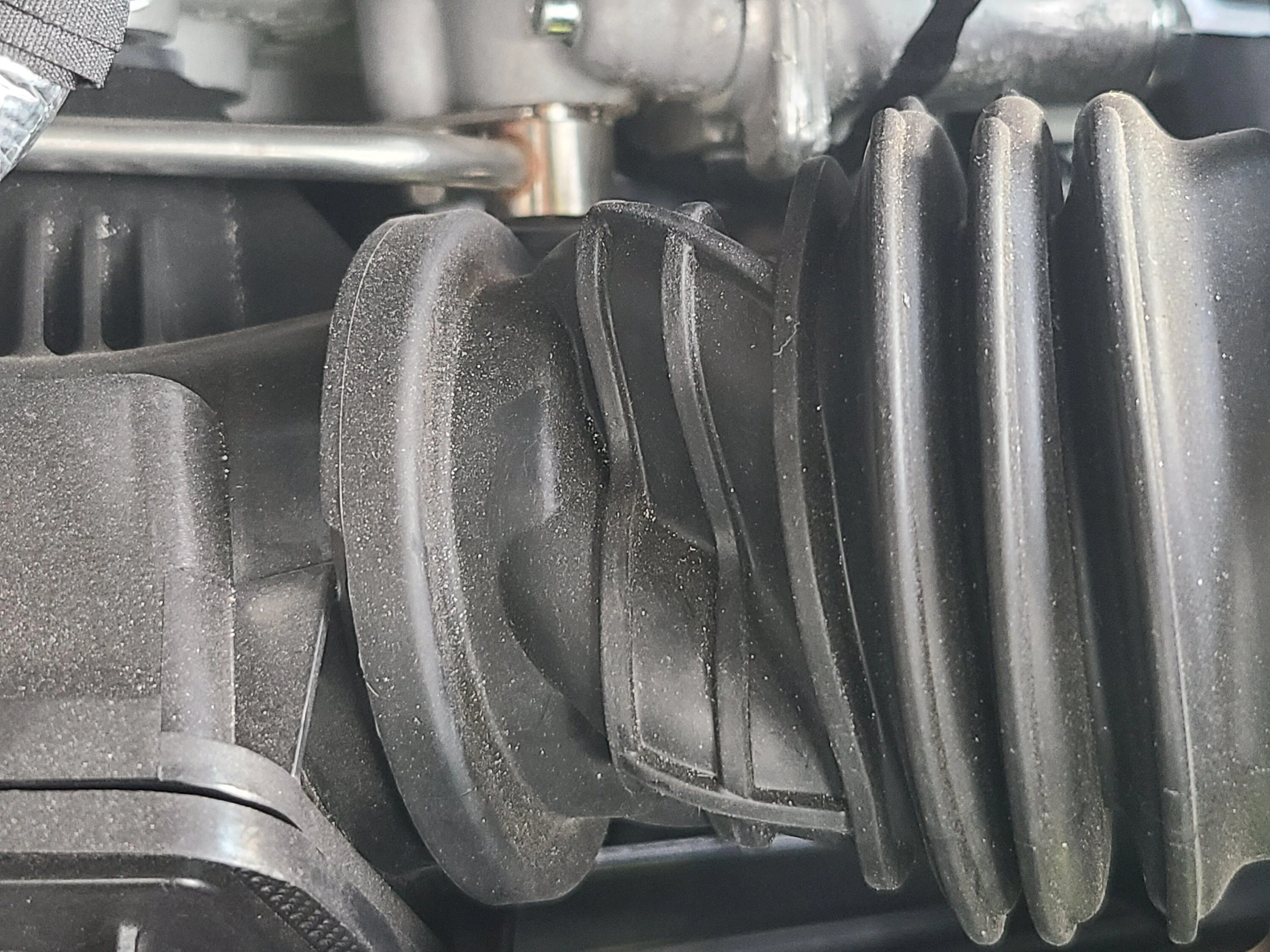 Ford Bronco Turbo inlet duct appears collapsed 20220910_184817