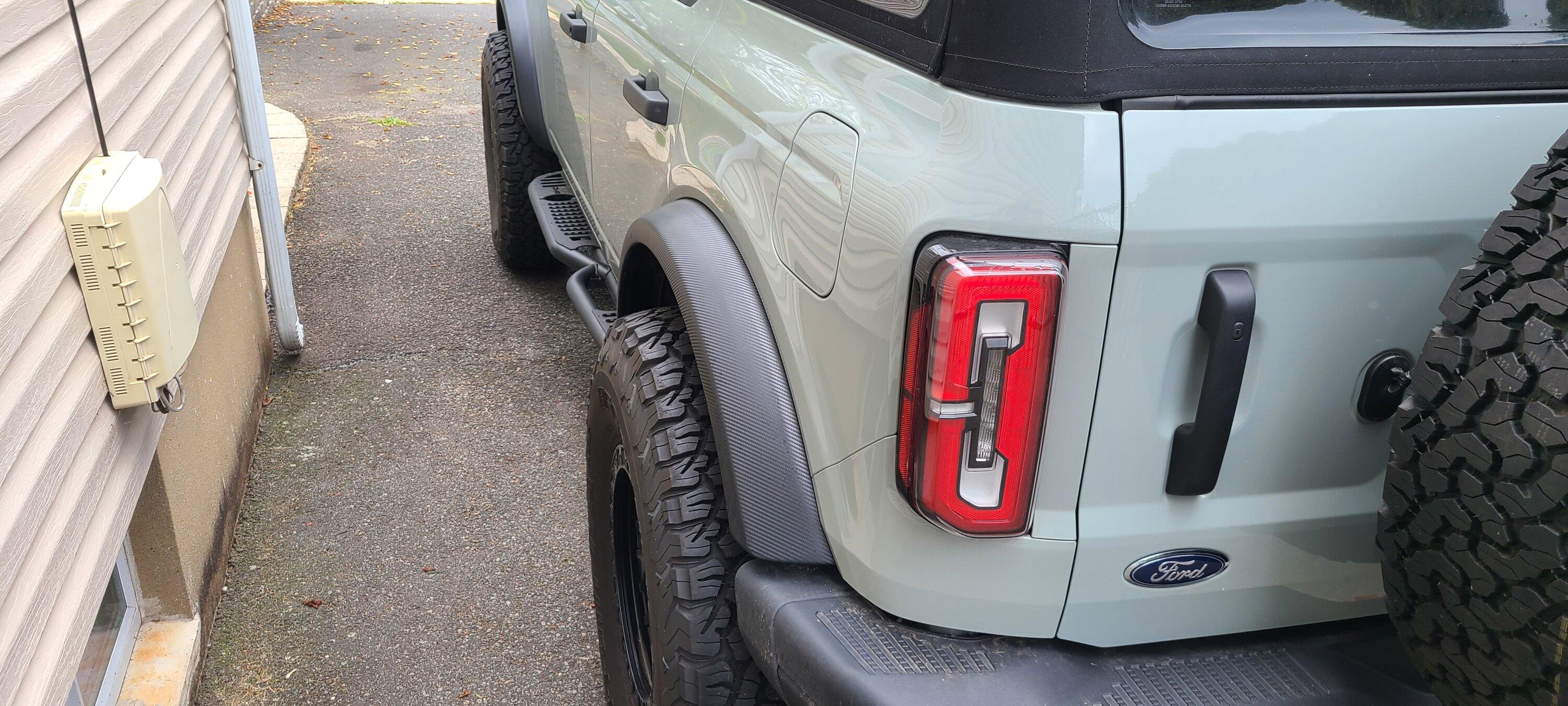 Ford Bronco Wrapped my fender flares with carbon fiber 20220911_084130