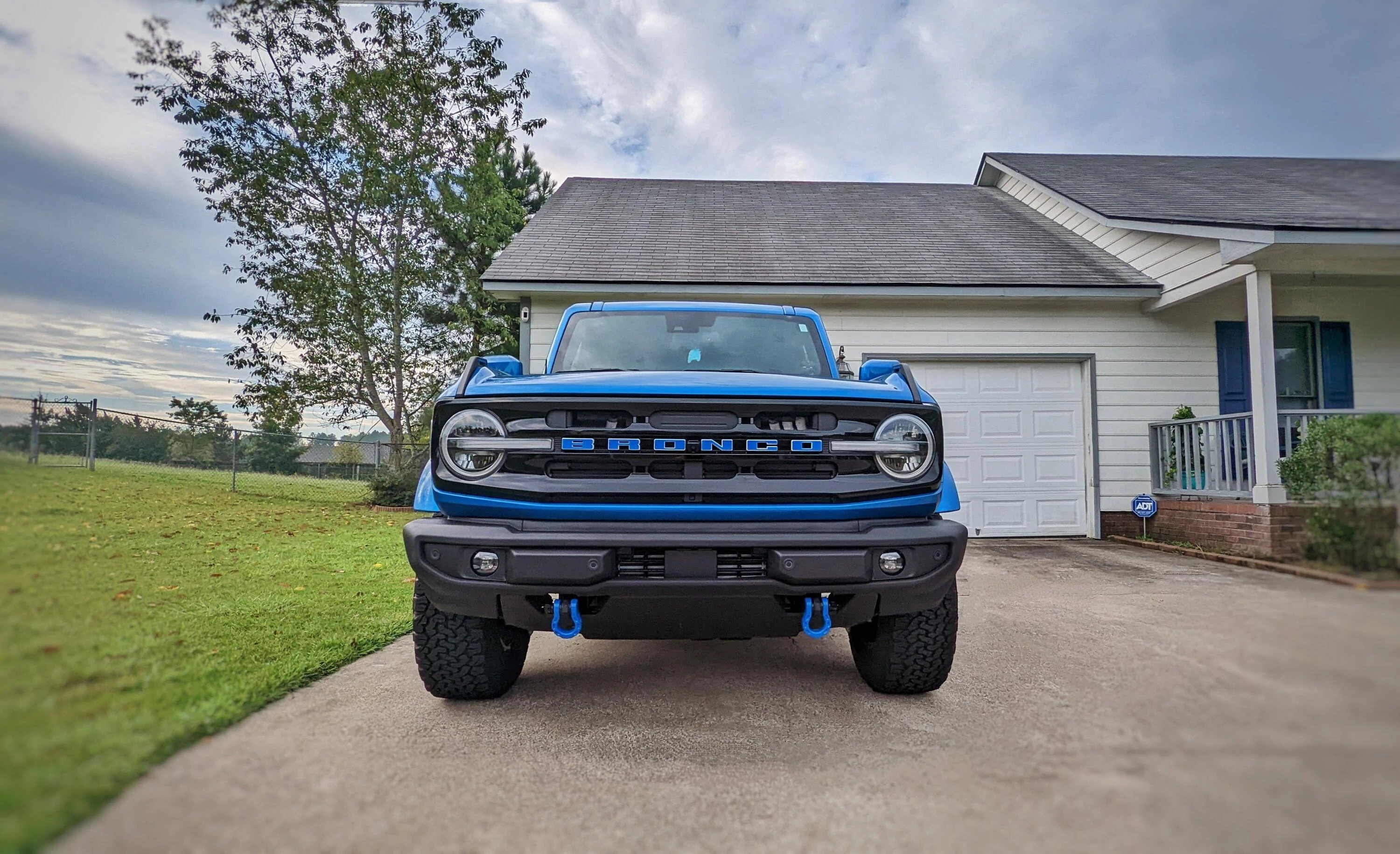 Ford Bronco Jazer's Blu Pony PXL_20220912_115743533~2-01