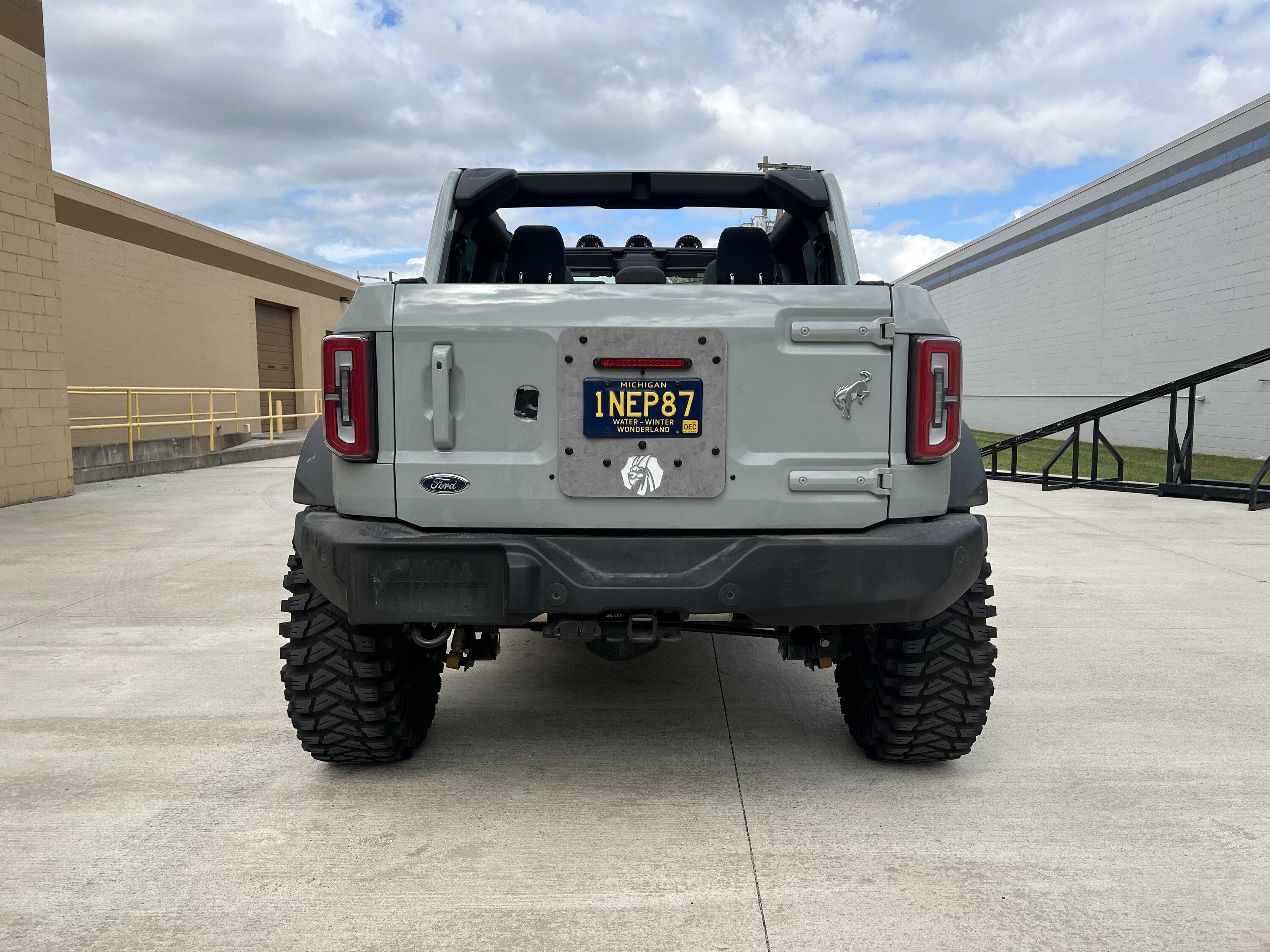 Ford Bronco NEW Modular Spare Tire Delete / RotopaX Mount / License Plate Relocate IMG_3979