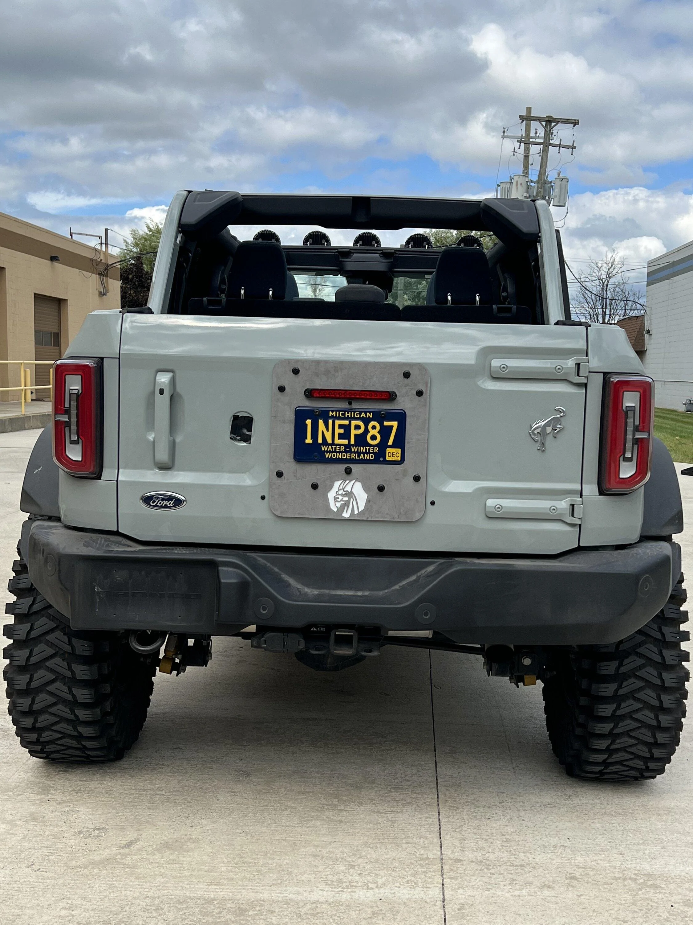 Ford Bronco NEW Modular Spare Tire Delete / RotopaX Mount / License Plate Relocate IMG_3982