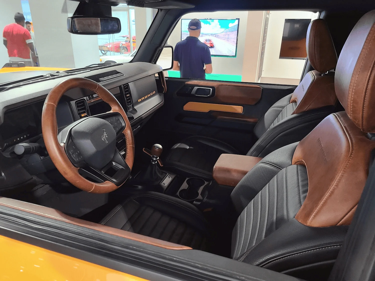 Ford Bronco Nice surprise at the Petersen Museum! 1663020593569