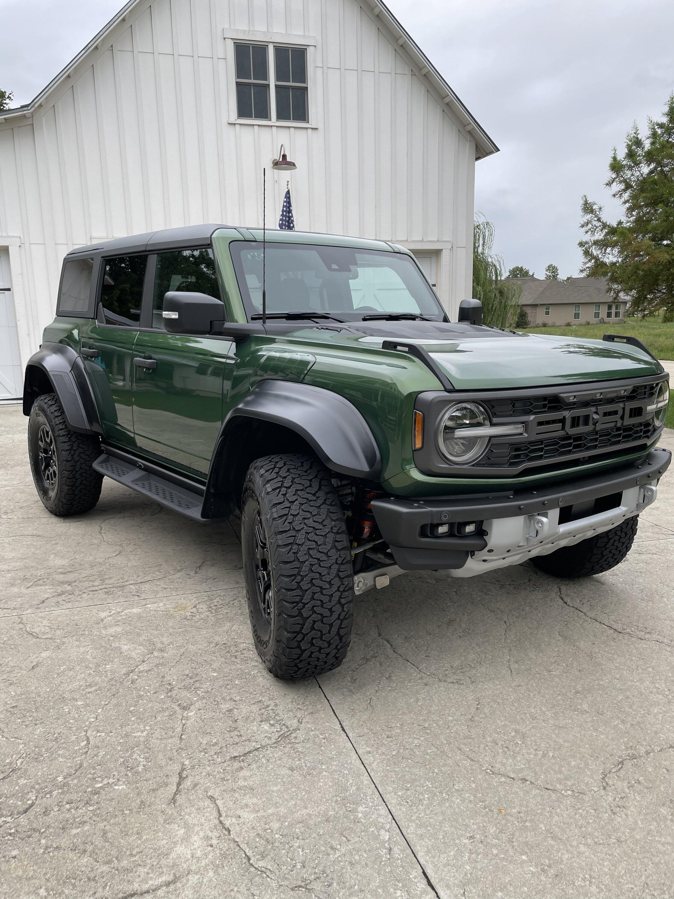 Ford Bronco Day 1 Reservation Holder = Bronco Raptor delivered in Eruption Green (vs Wildtrak & F-150 Tremor pics) 396C4205-652A-4AFC-8A4E-C2CDAE8AD05B