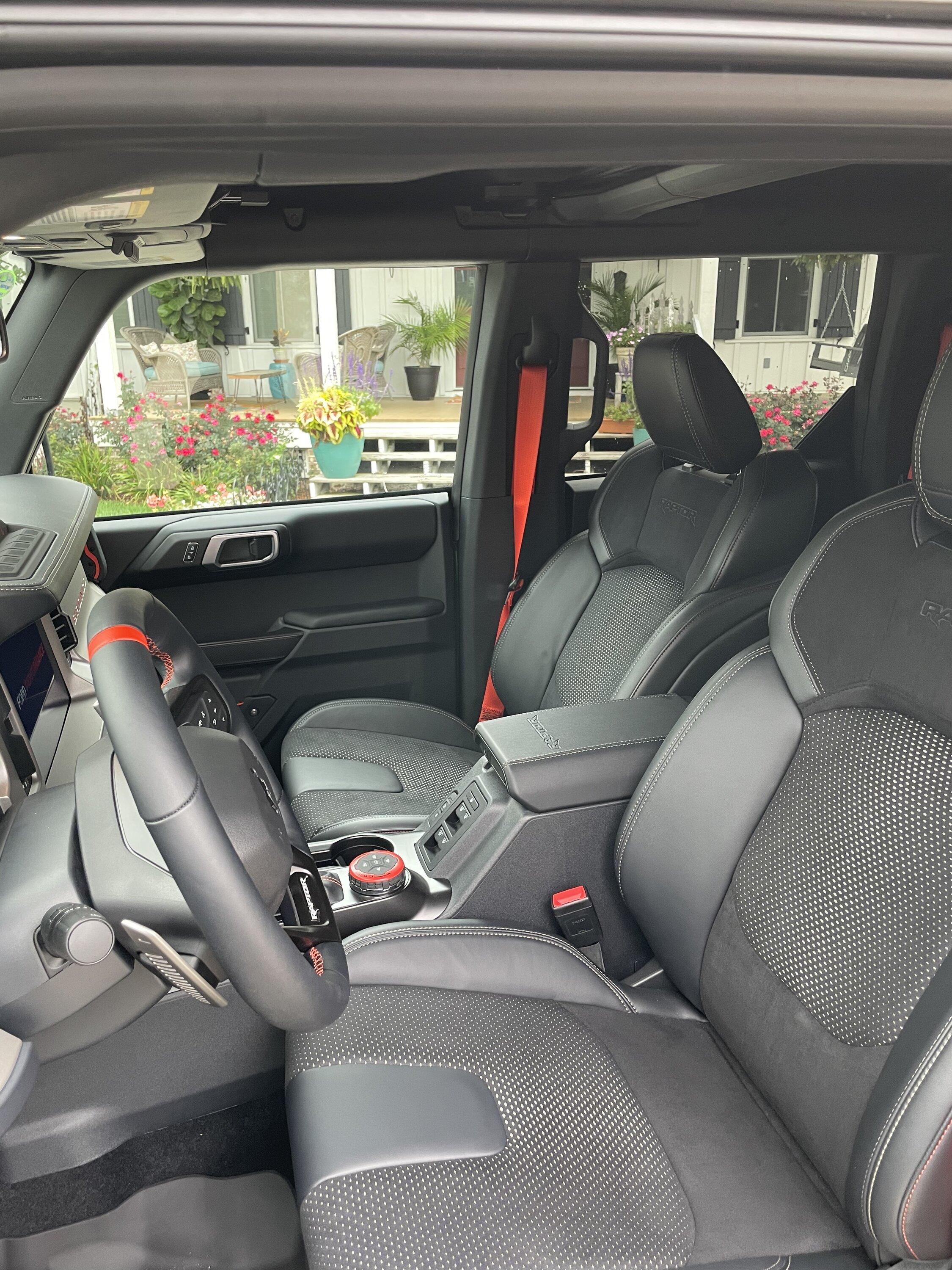 Ford Bronco Day 1 Reservation Holder = Bronco Raptor delivered in Eruption Green (vs Wildtrak & F-150 Tremor pics) 30D4A69C-E8B8-4EB0-8210-8857D6E2CAC7