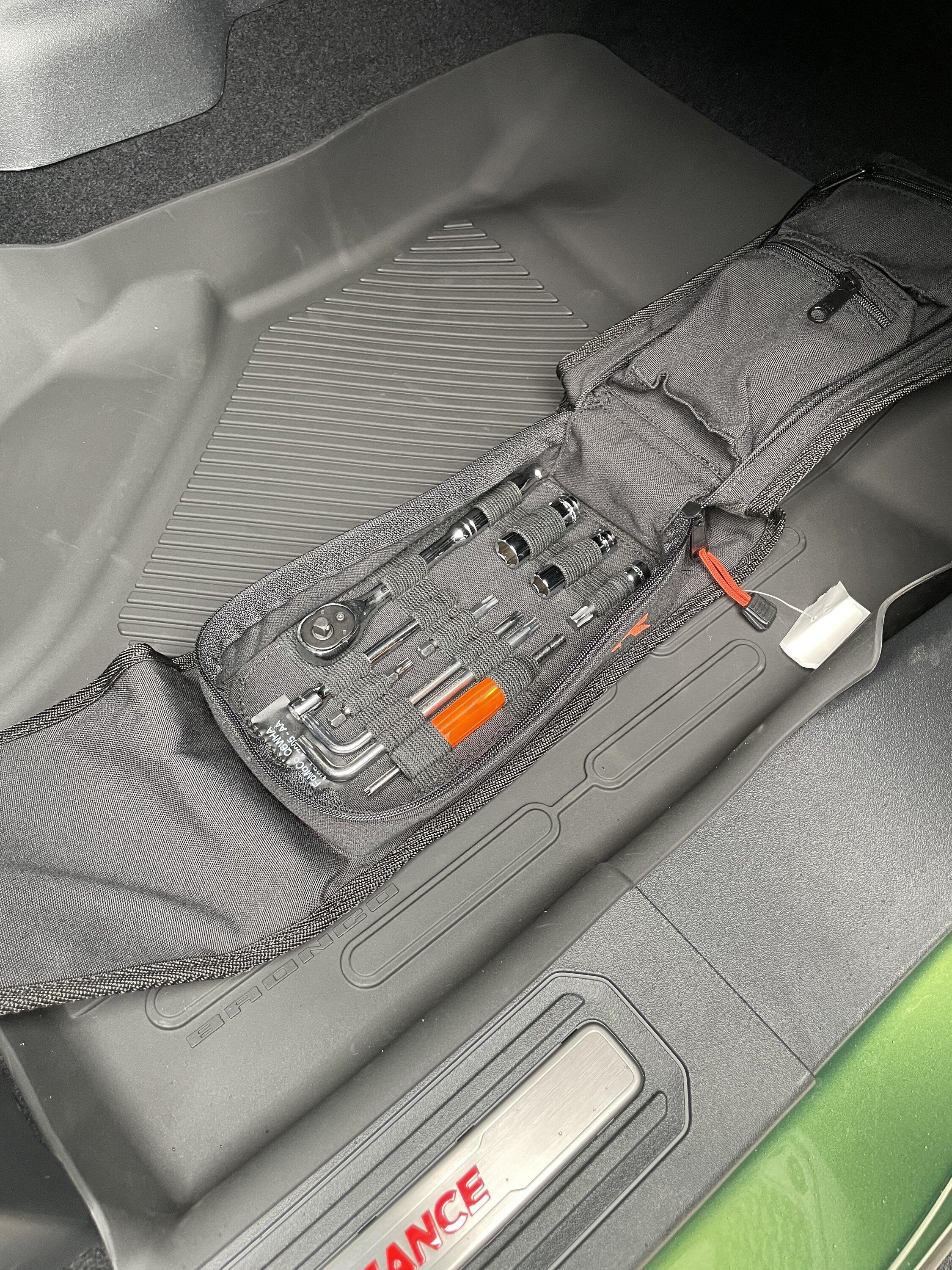 Ford Bronco Day 1 Reservation Holder = Bronco Raptor delivered in Eruption Green (vs Wildtrak & F-150 Tremor pics) 04C63038-F762-4635-8E2E-BC6DA27E5D4C