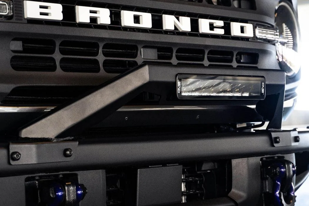 Ford Bronco DV8 Offroad | Factory Modular Front Bumper Bull Bar ford-bronco-factory-steel-bumper-bull-bar_1051x700