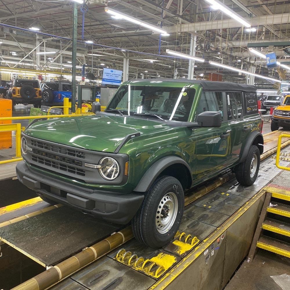 Ford Bronco 8/15/22 Build Week Group image