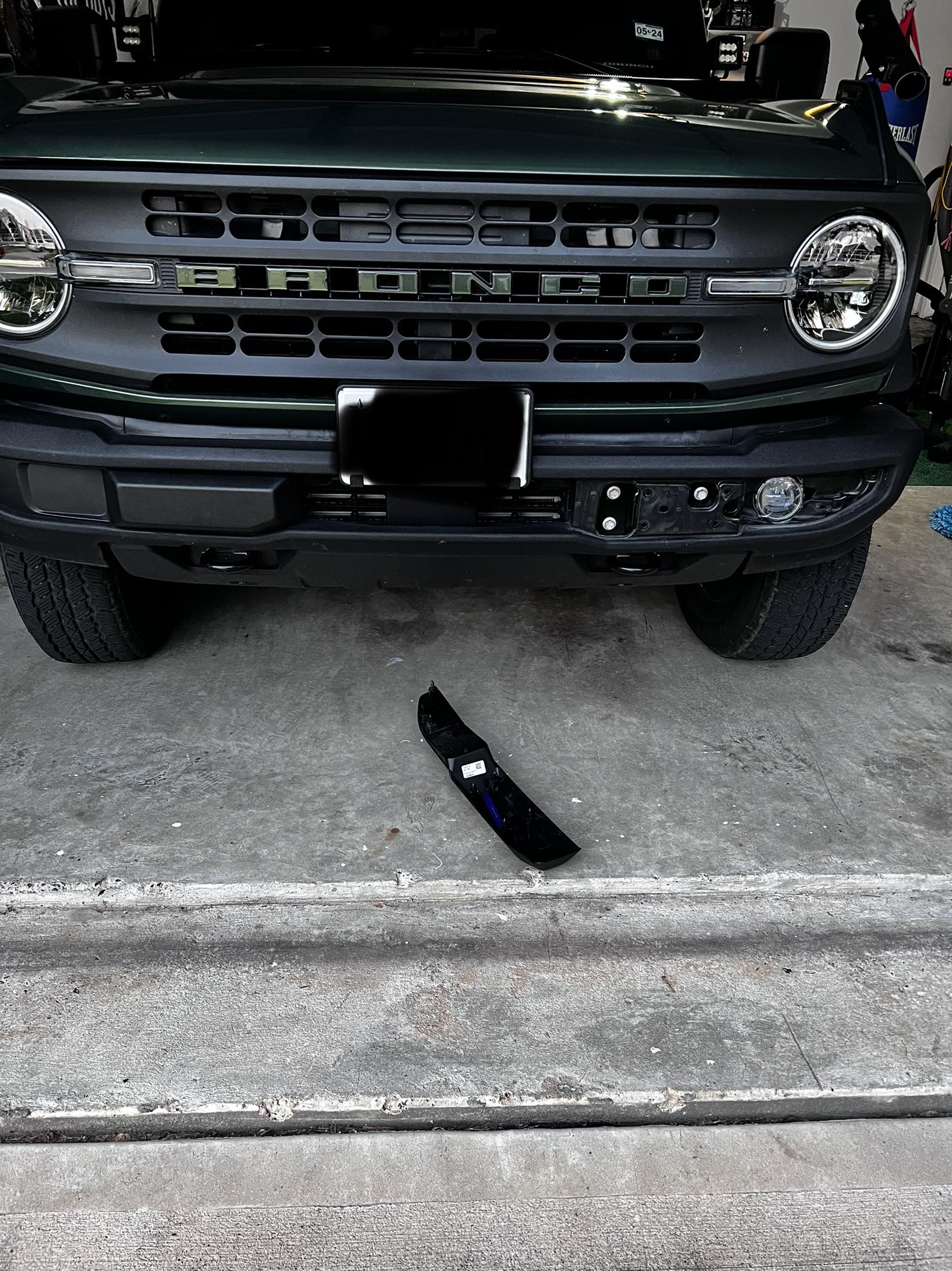 Ford Bronco Fog lights for Base Model F1C5827E-F926-4E9C-AB89-A0ECF27A683E