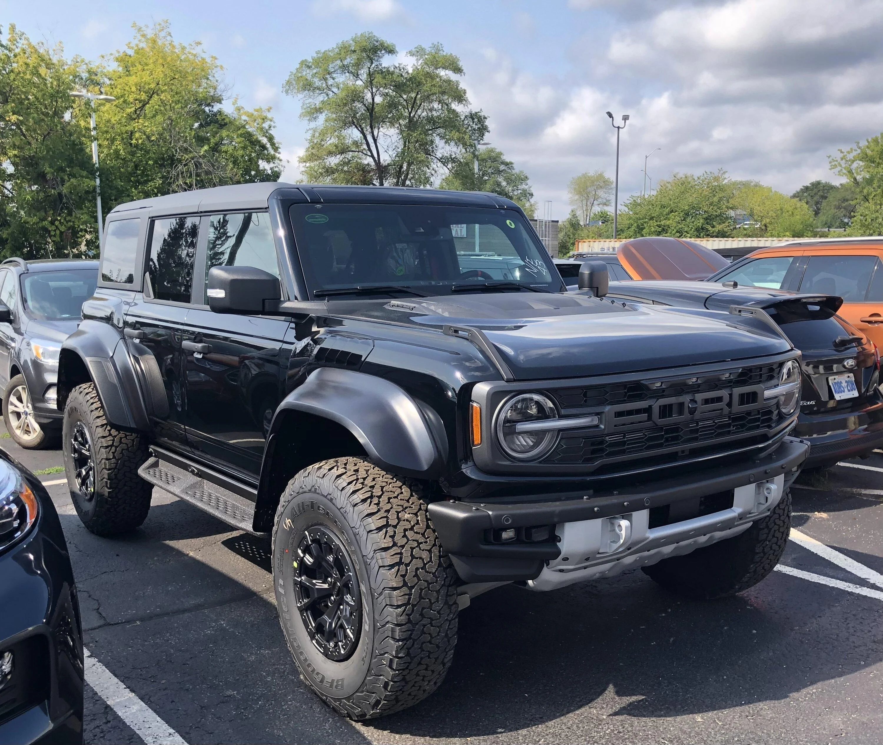 Ford Bronco SHADOW BLACK Bronco RAPTOR Photos Thread 589A5B0F-DC45-42AA-B46B-5941072177A8