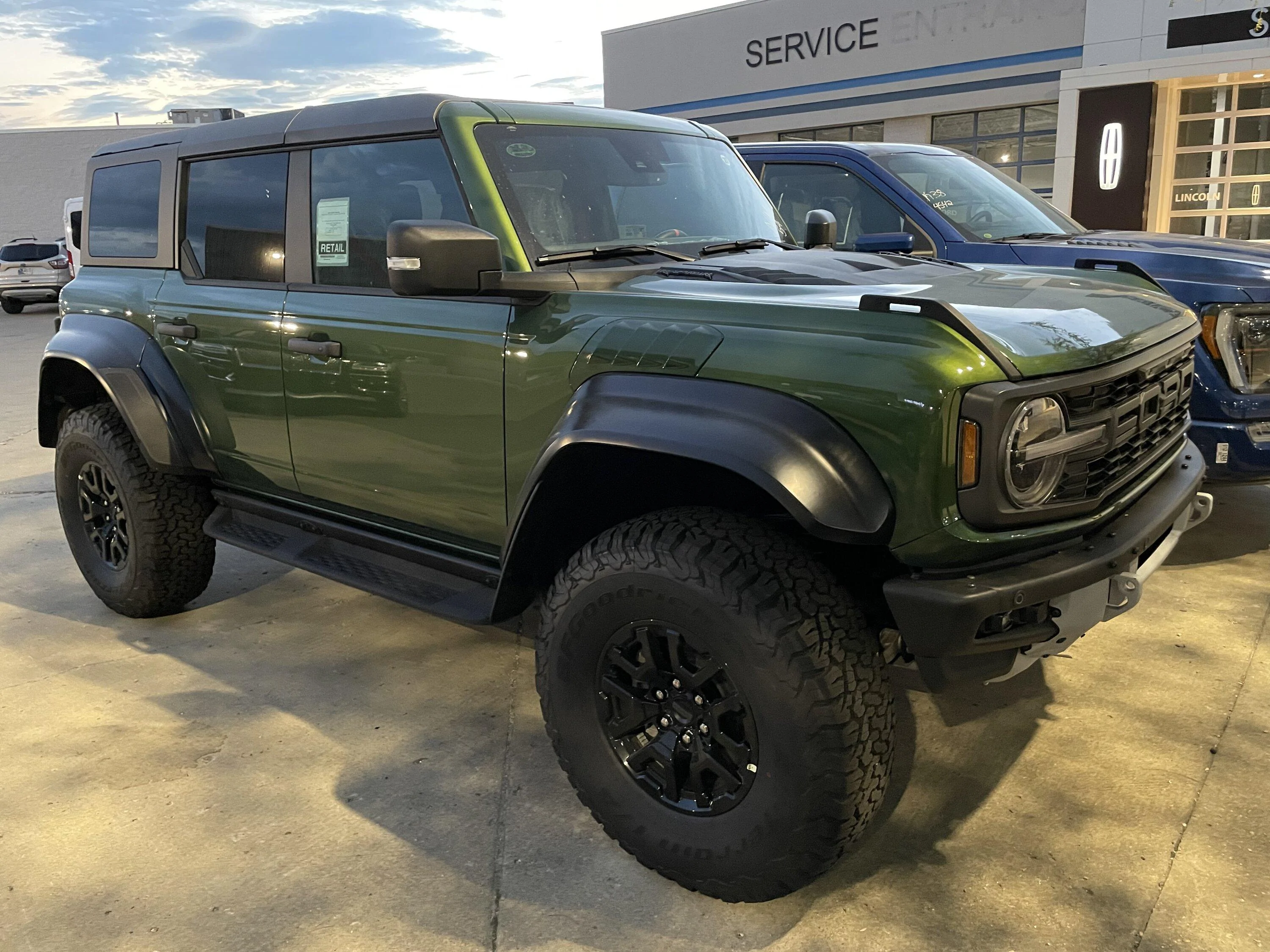 Ford Bronco Day 1 Reservation Holder = Bronco Raptor delivered in Eruption Green (vs Wildtrak & F-150 Tremor pics) a05f558a-e7b1-4e19-9db4-d9e01546cac2-jpeg