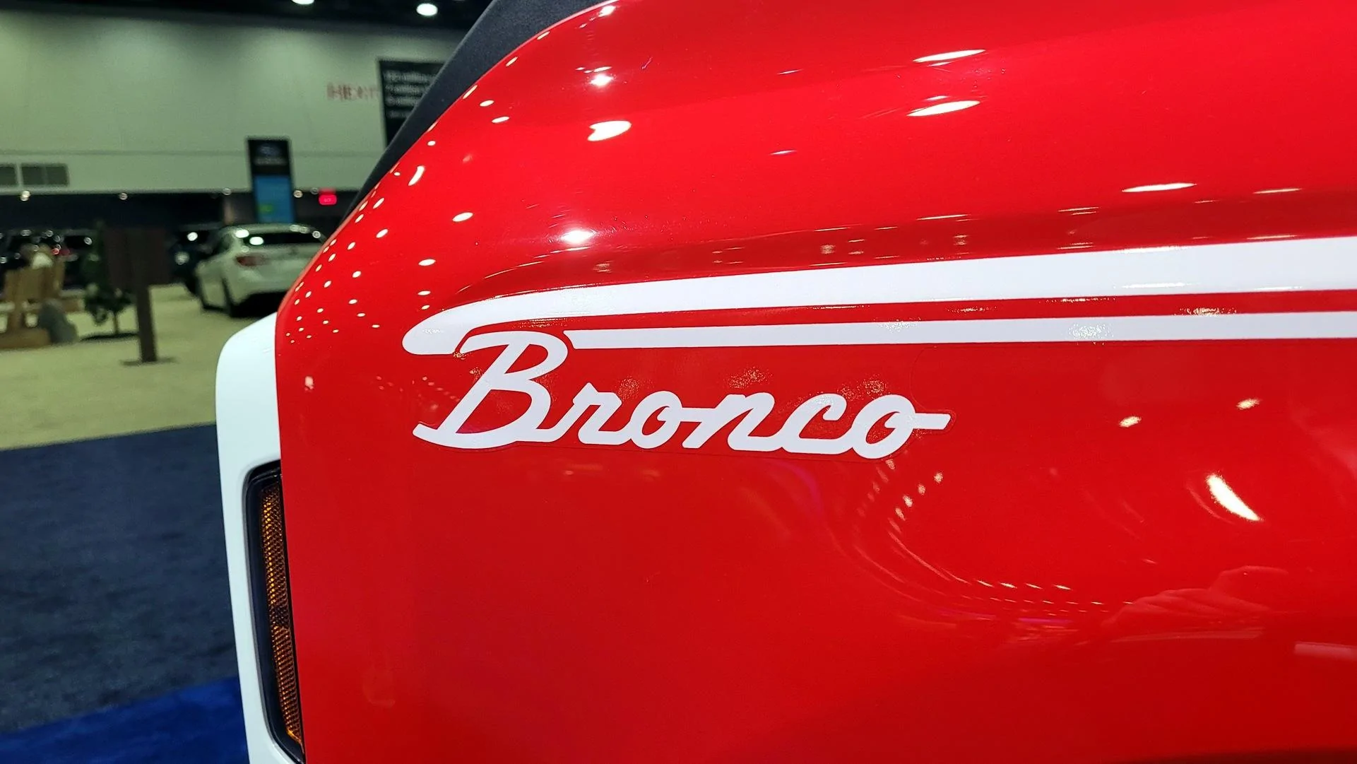 Ford Bronco RACE RED Bronco Club Ford-Bronco-Heritage-14