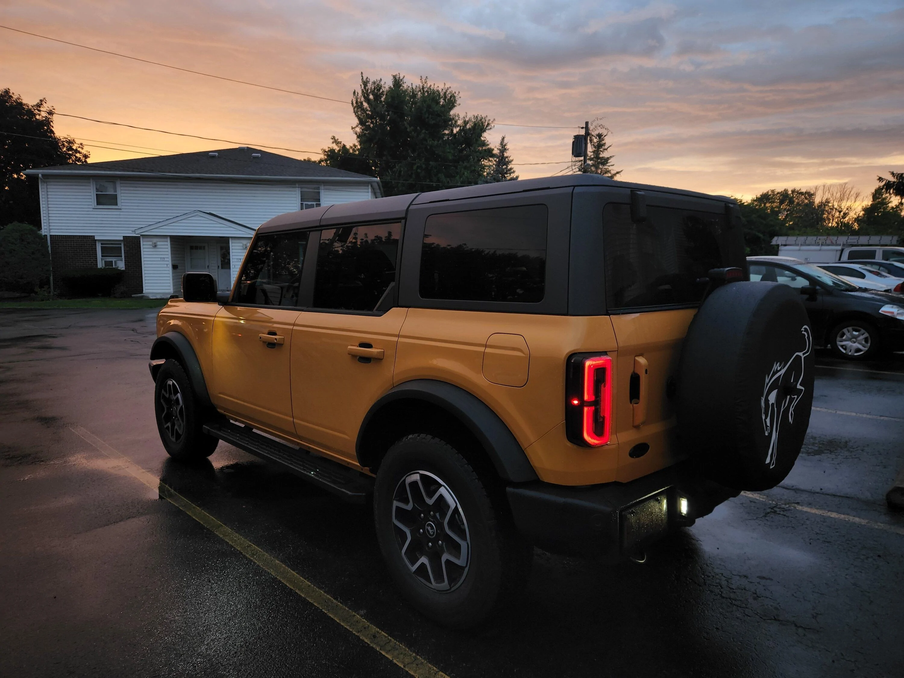 Ford Bronco CYBER ORANGE Bronco Club 20220808_201622