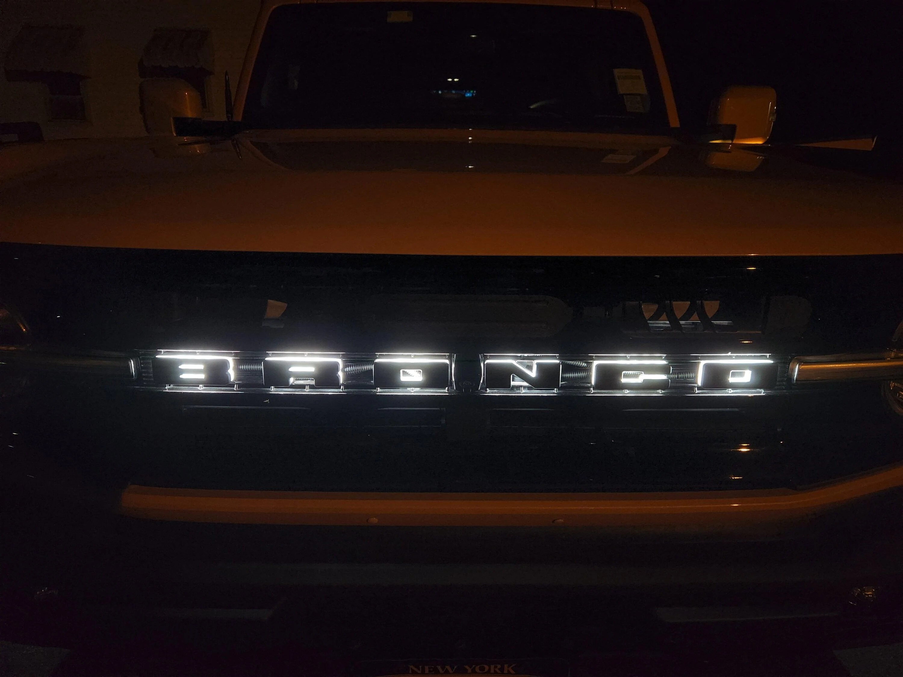 Ford Bronco CYBER ORANGE Bronco Club 20220731_224224