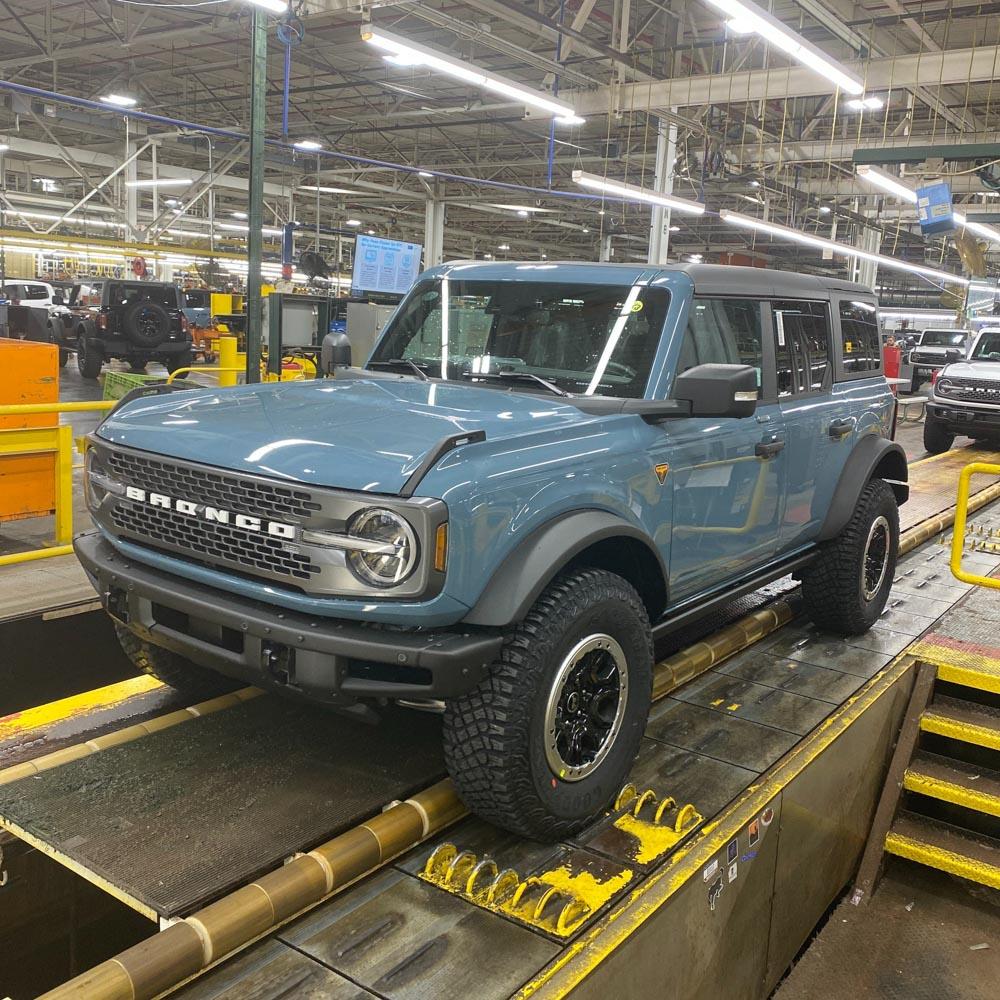 Ford Bronco 8/15/22 Build Week Group 413C1098-82A3-4980-9B10-CDC318366BB5