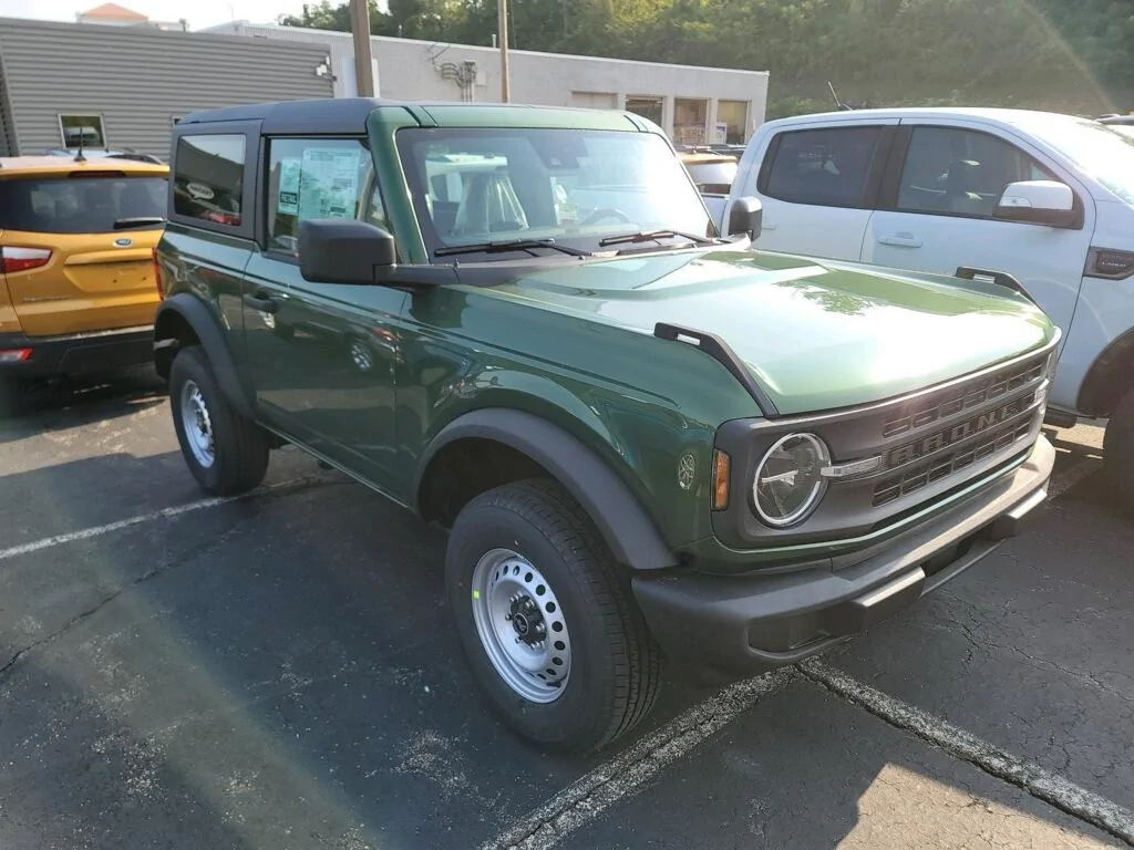 Ford Bronco 9/5/22 Build week group imagejpeg_0(3)