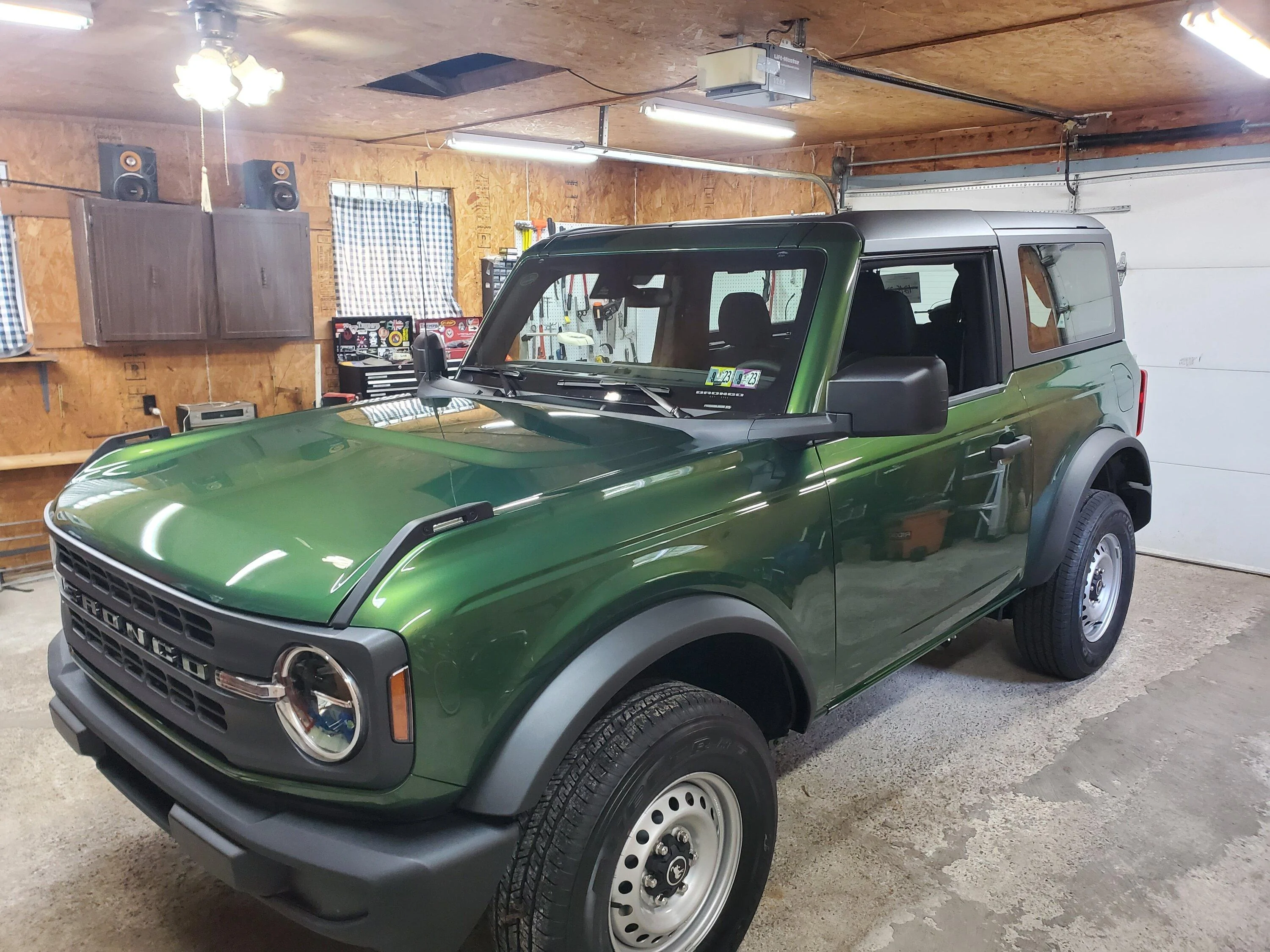 Ford Bronco 9/5/22 Build week group 20220916_120733