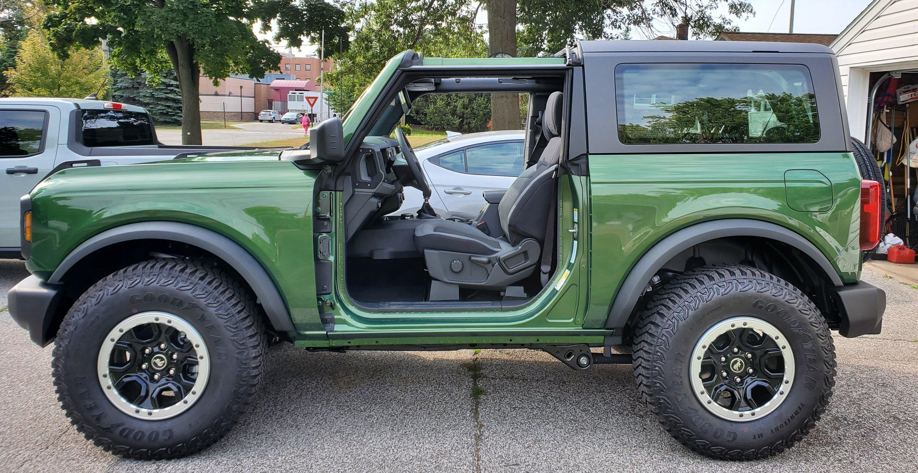 Ford Bronco Eruption green 2 door day 1 mods 20220916_101922