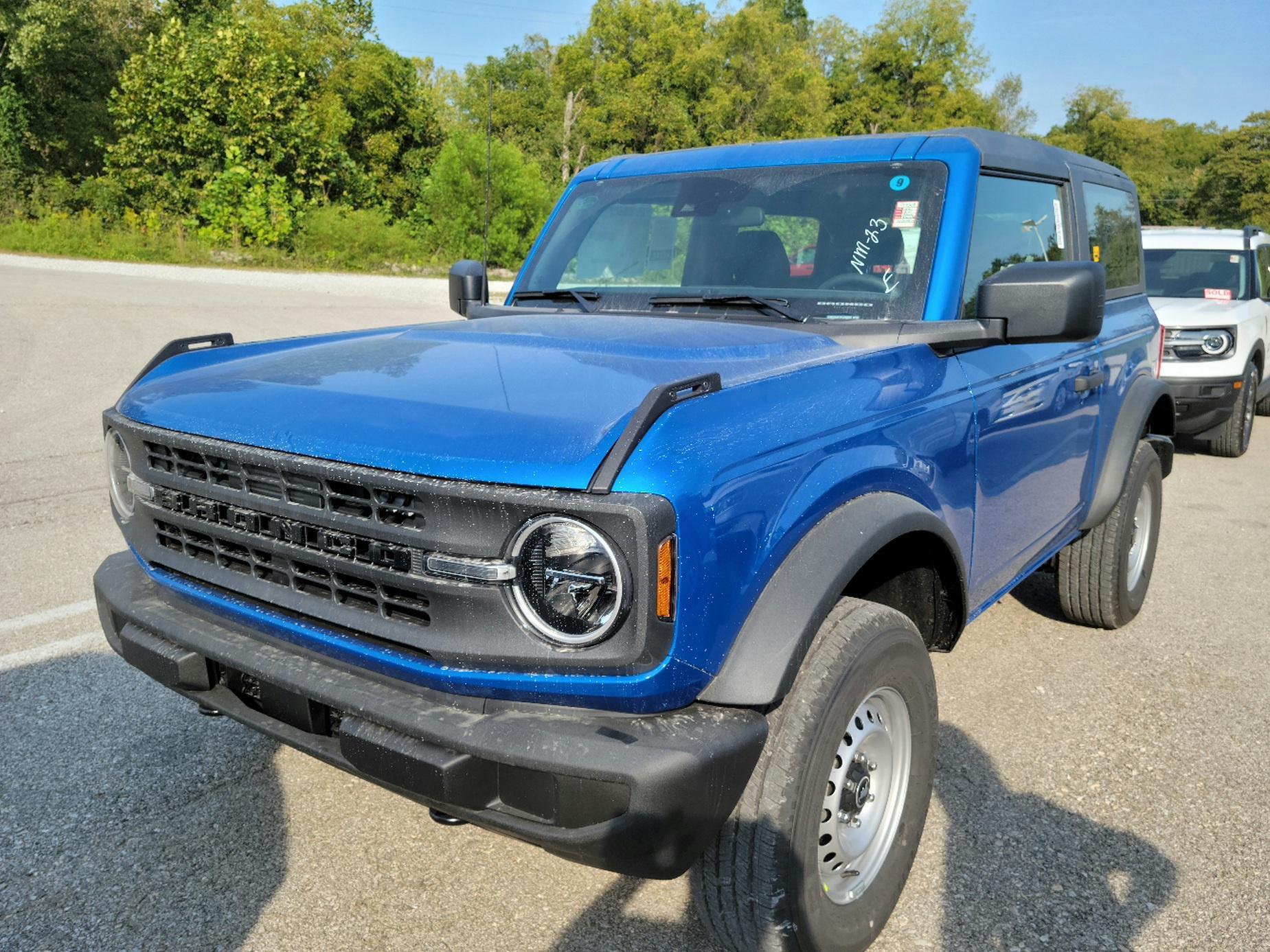 Ford Bronco 9/5/22 Build week group 5GYdbG6