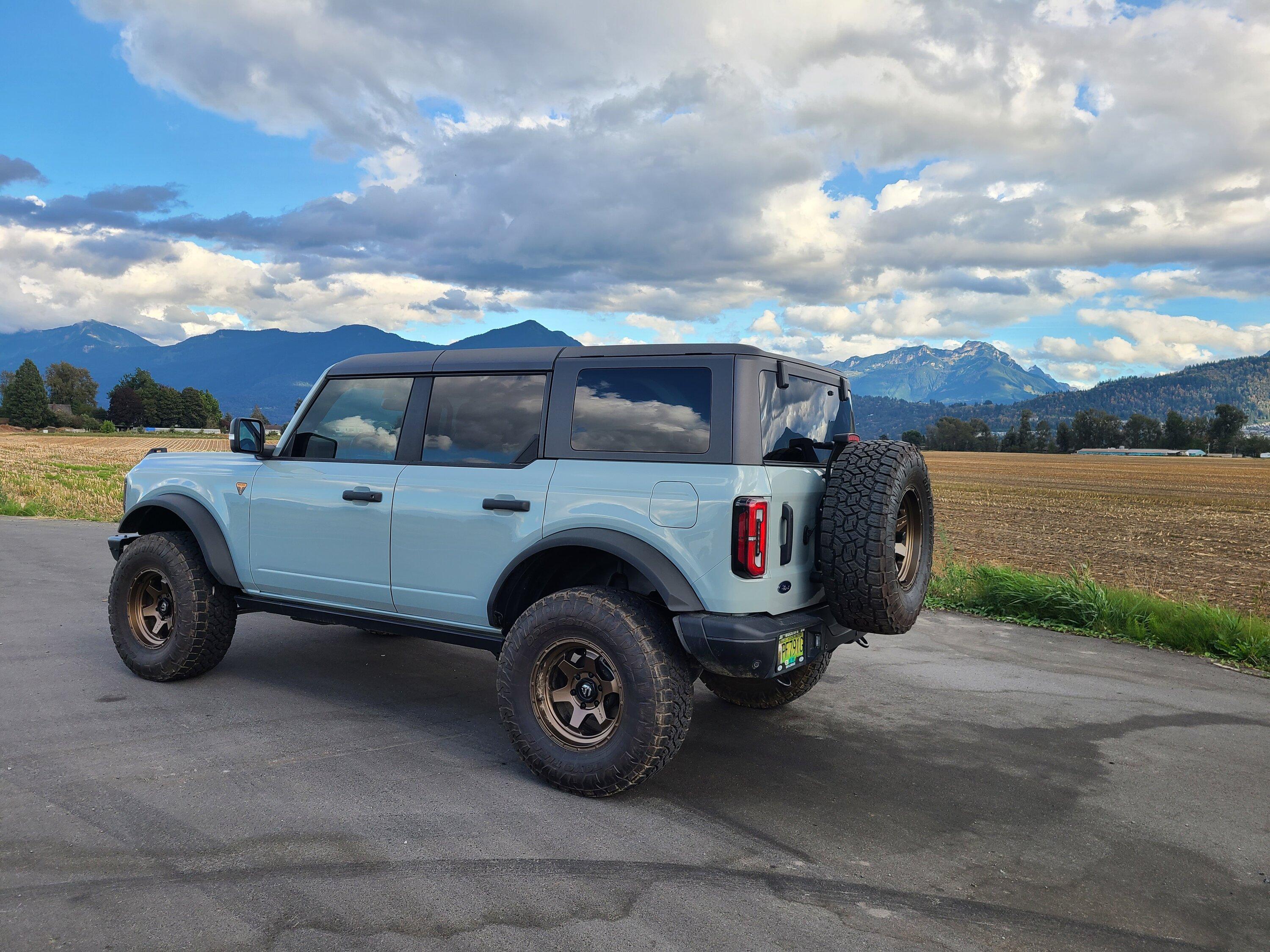 Ford Bronco Show me your lifted Broncos! 20220916_165522
