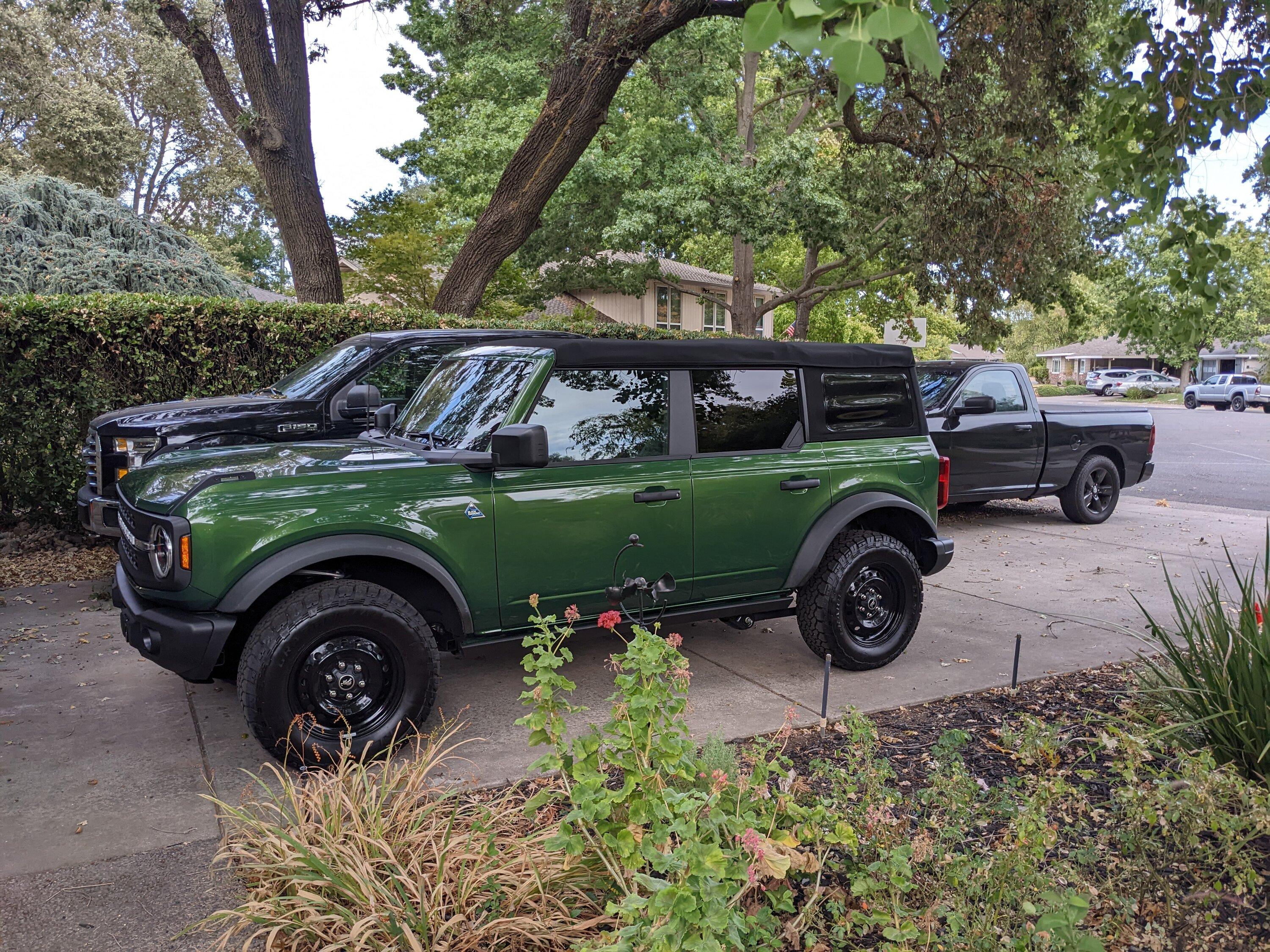 Ford Bronco MetalCloak Giveaway of the Month -- Sept/Oct 2022 -- Bronco 6G Overline Rocker Rails, 4-Door PXL_20220918_000420667
