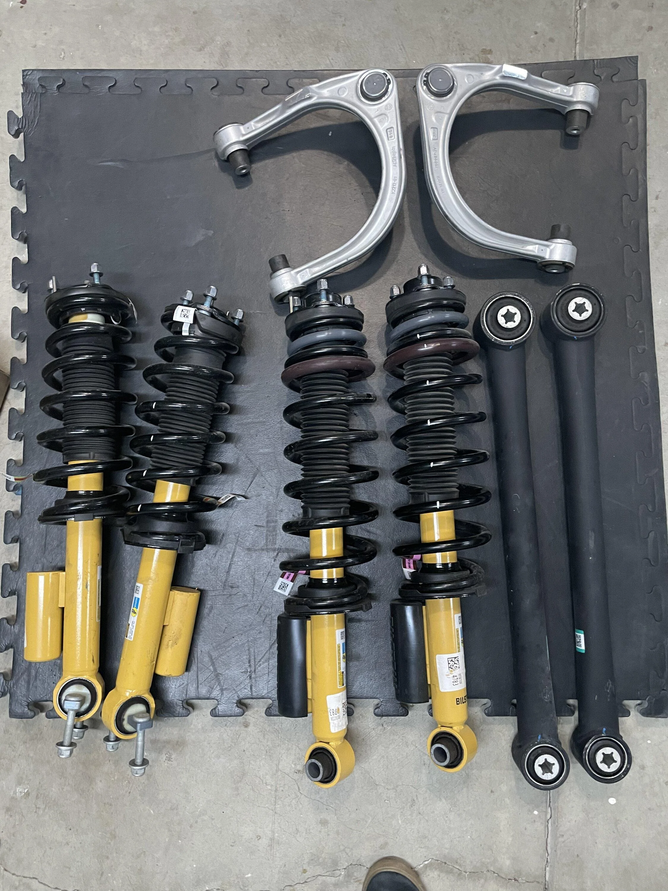 Ford Bronco Sasquatch OEM suspension 2.7 F312A5CF-632F-4FF4-B27D-21811C17E1AF