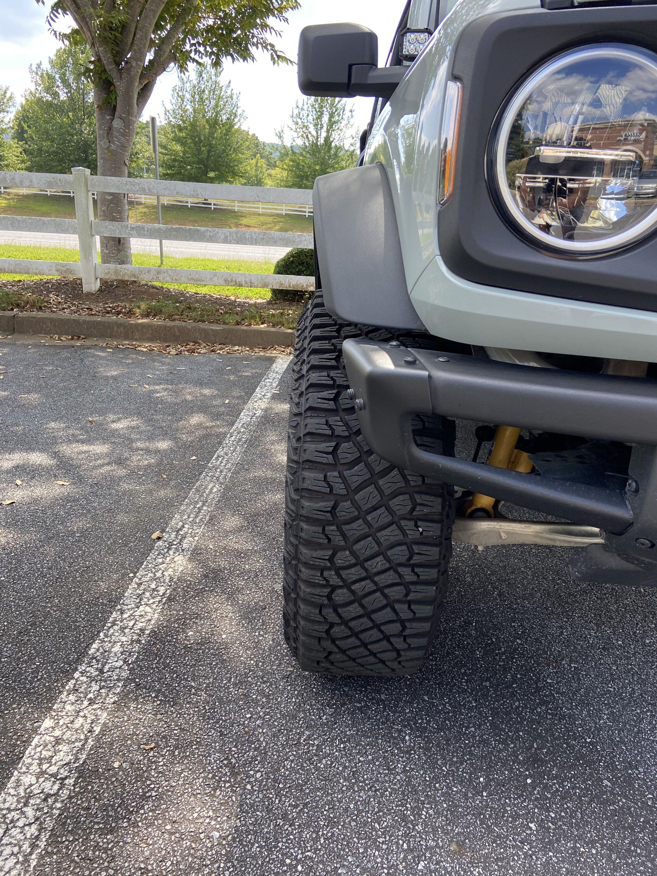 Ford Bronco Sasquatch before and after 35mm wheel spacers E1D7BF9A-308E-45F1-A747-9D0D18B7C651