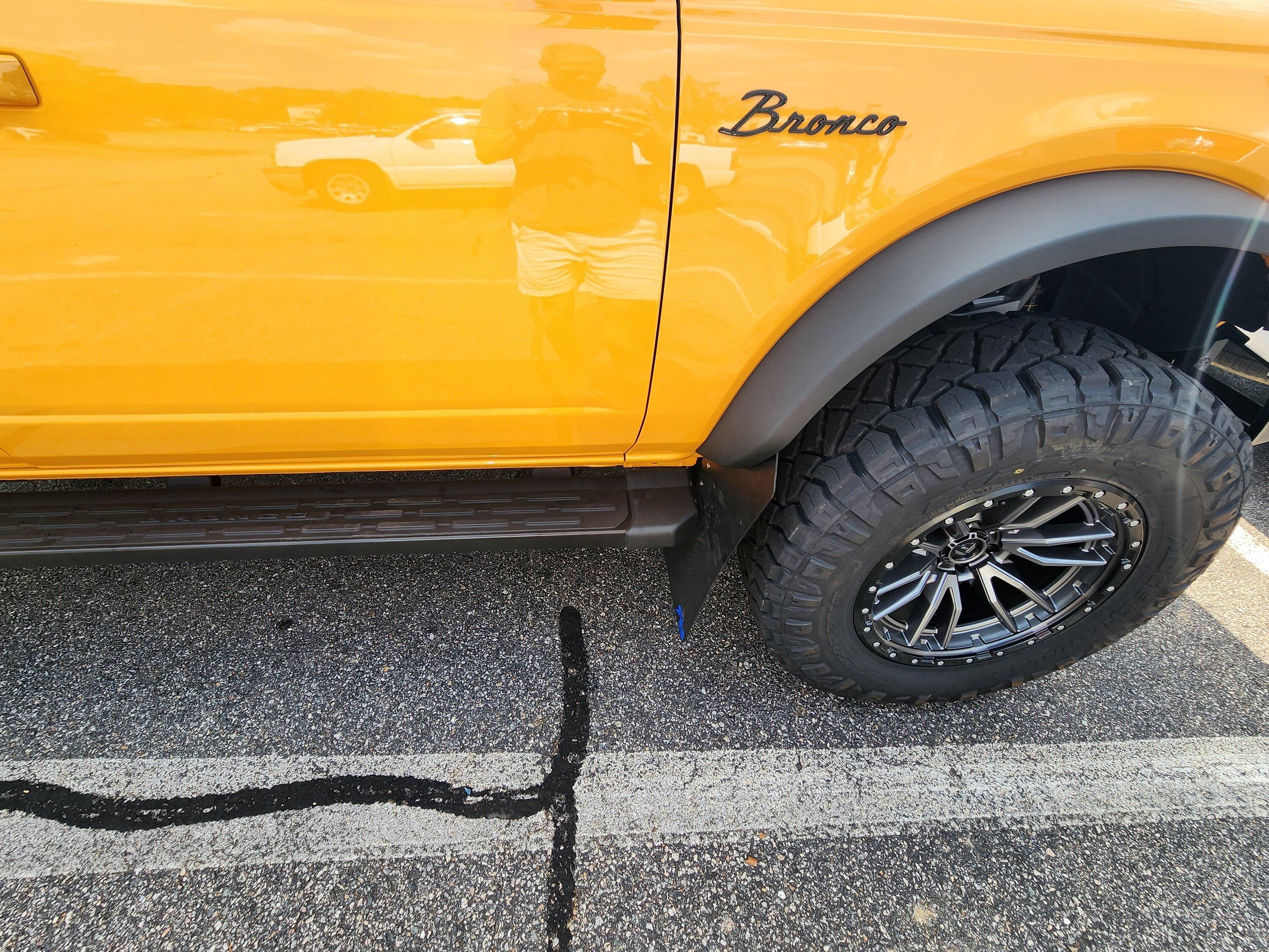 Ford Bronco CYBER ORANGE Bronco Club 20220918_142306