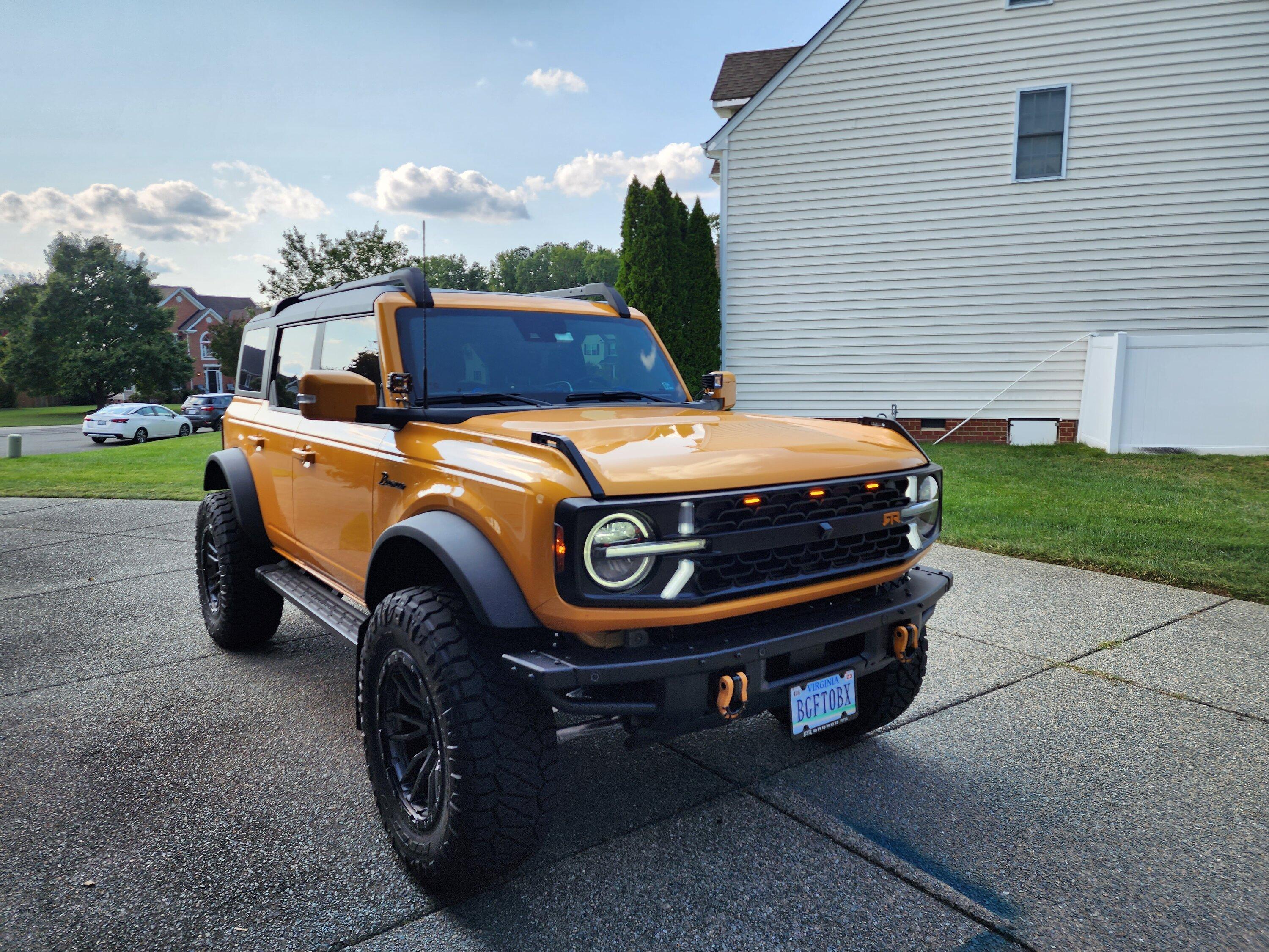 Ford Bronco CYBER ORANGE Bronco Club 20220918_160633
