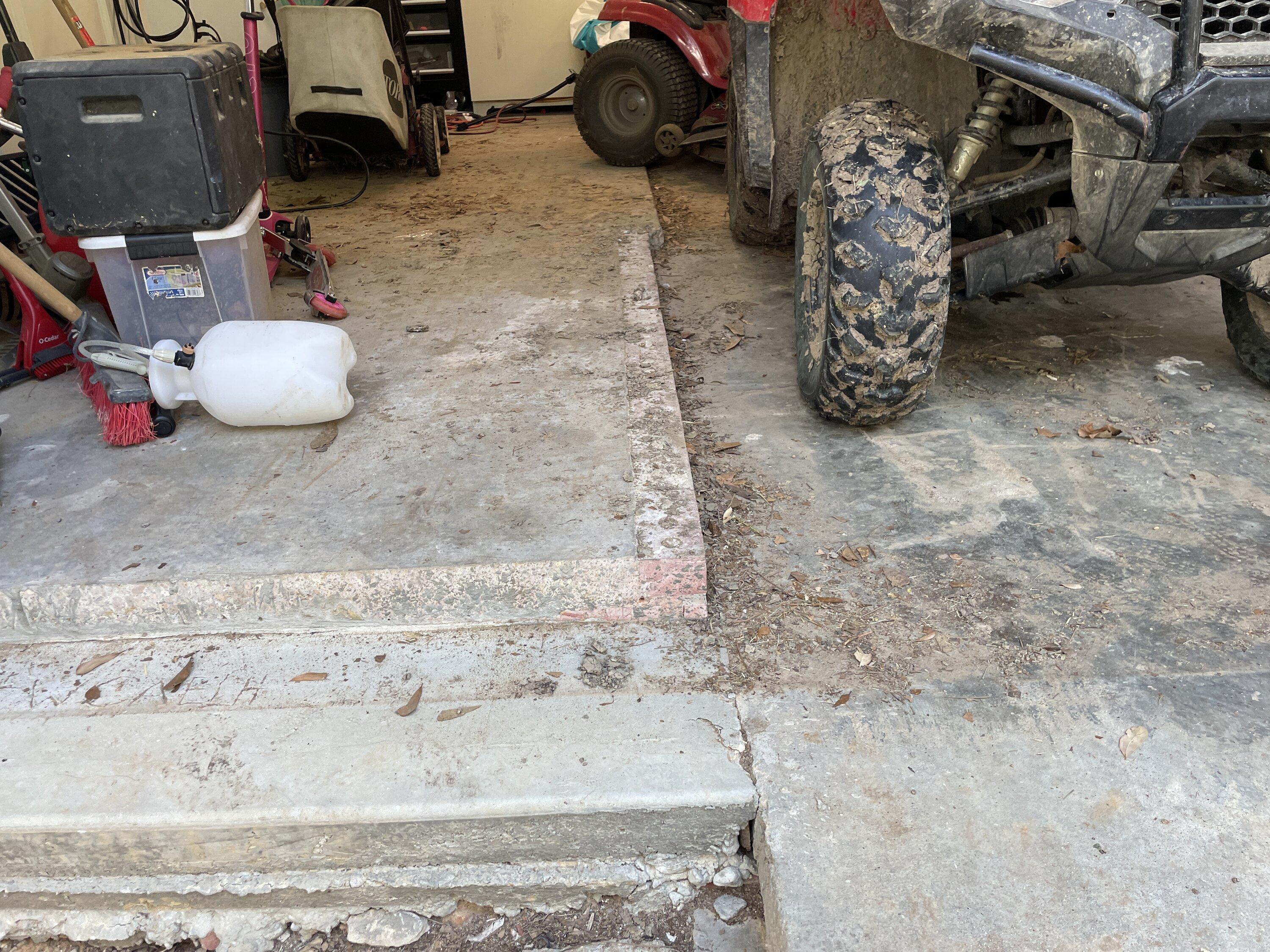 Ford Bronco Storing Bronco in garage question IMG_0078.JPG