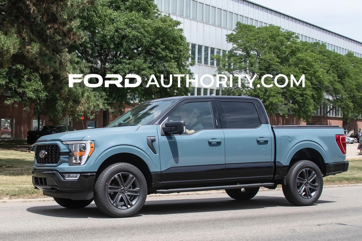 Ford Bronco Azure Gray Metallic photos? 2023-Ford-F-150-Heritage-Edition-Area-51-and-Agate-Black-Real-World-Photos-July-2022-Exterior-