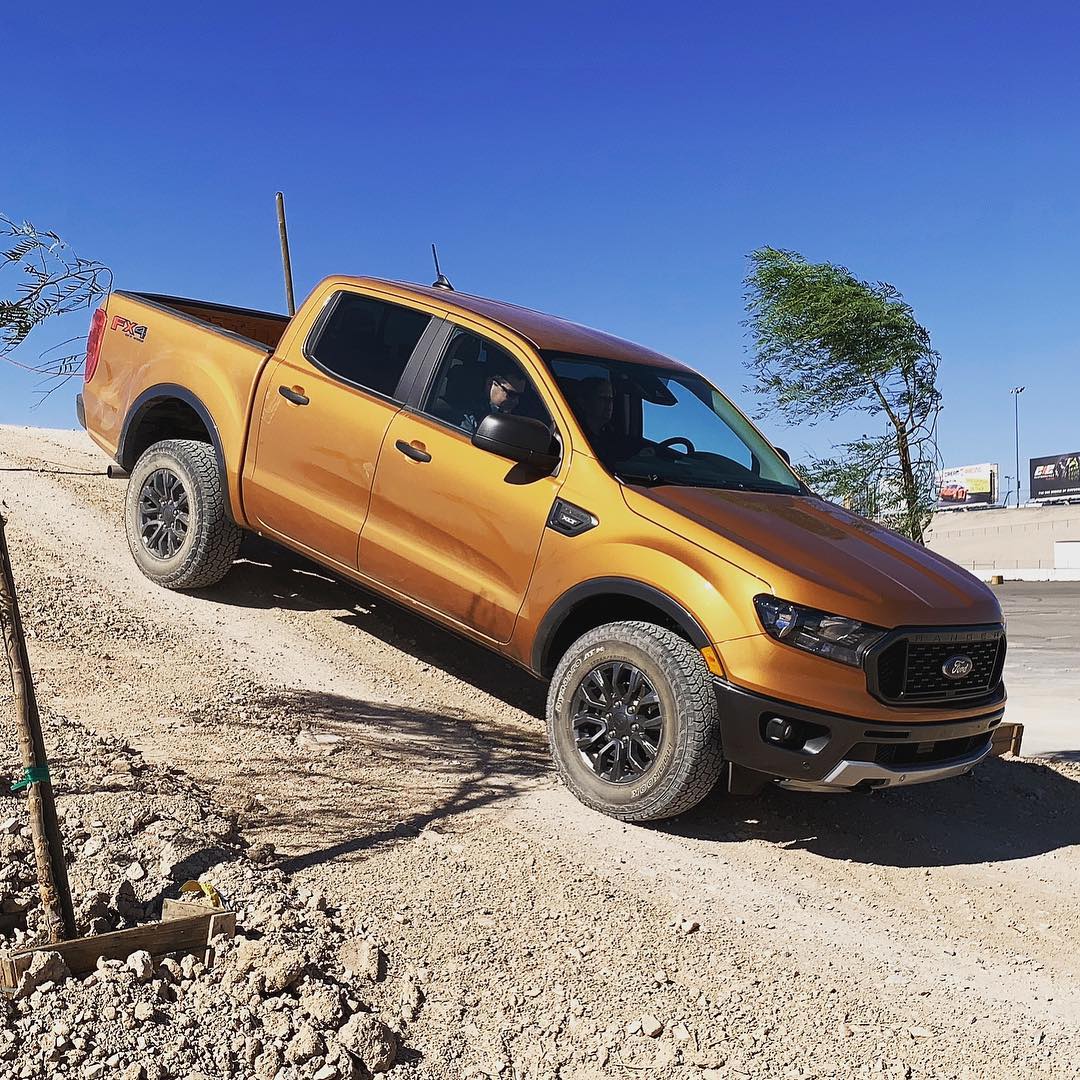 Ford Bronco Azure Gray Metallic photos? Saber-Ranger