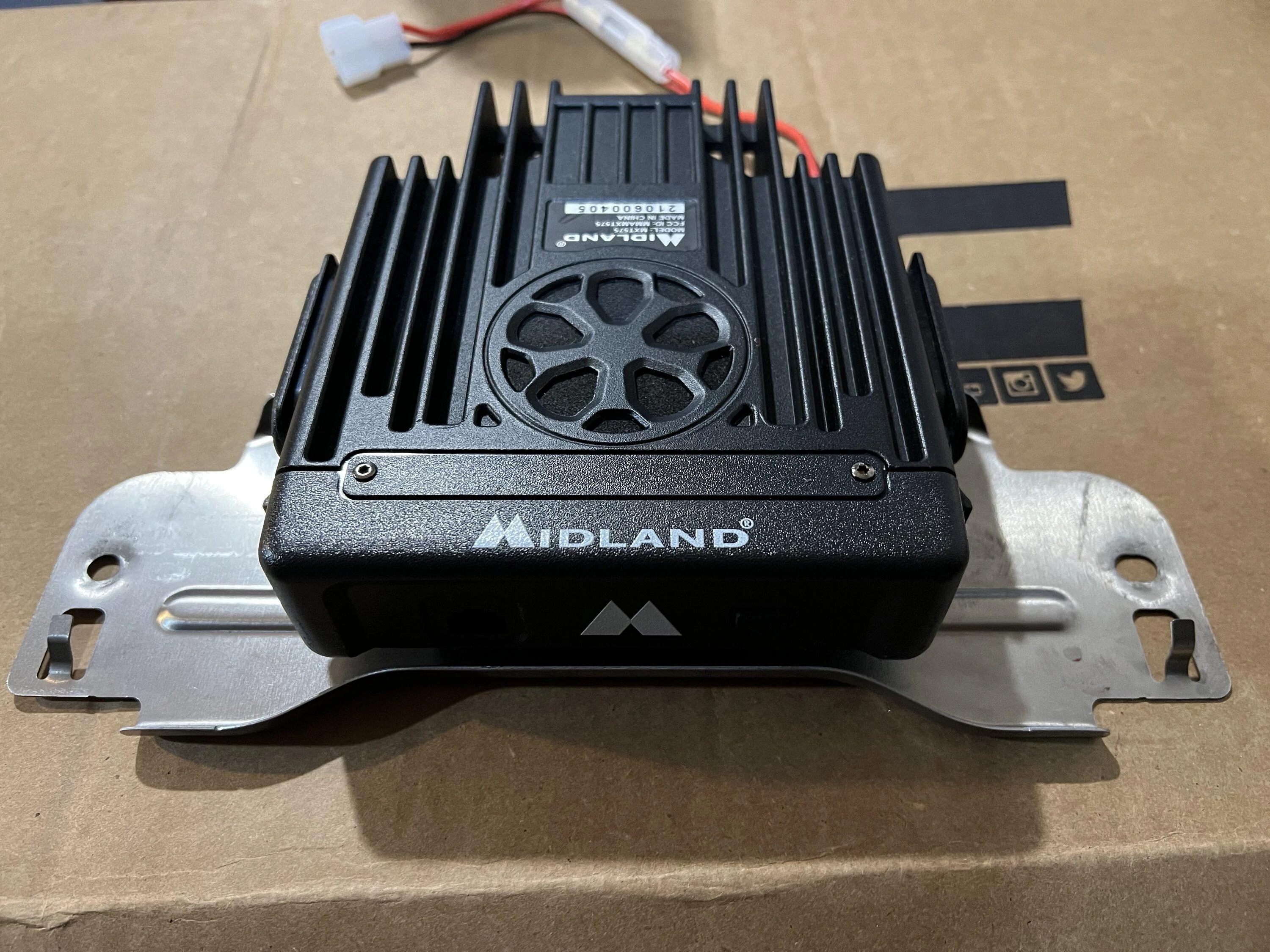Ford Bronco Super Clean GMRS Radio Install! D99C2203-528C-49A7-9AE9-0C2807019878