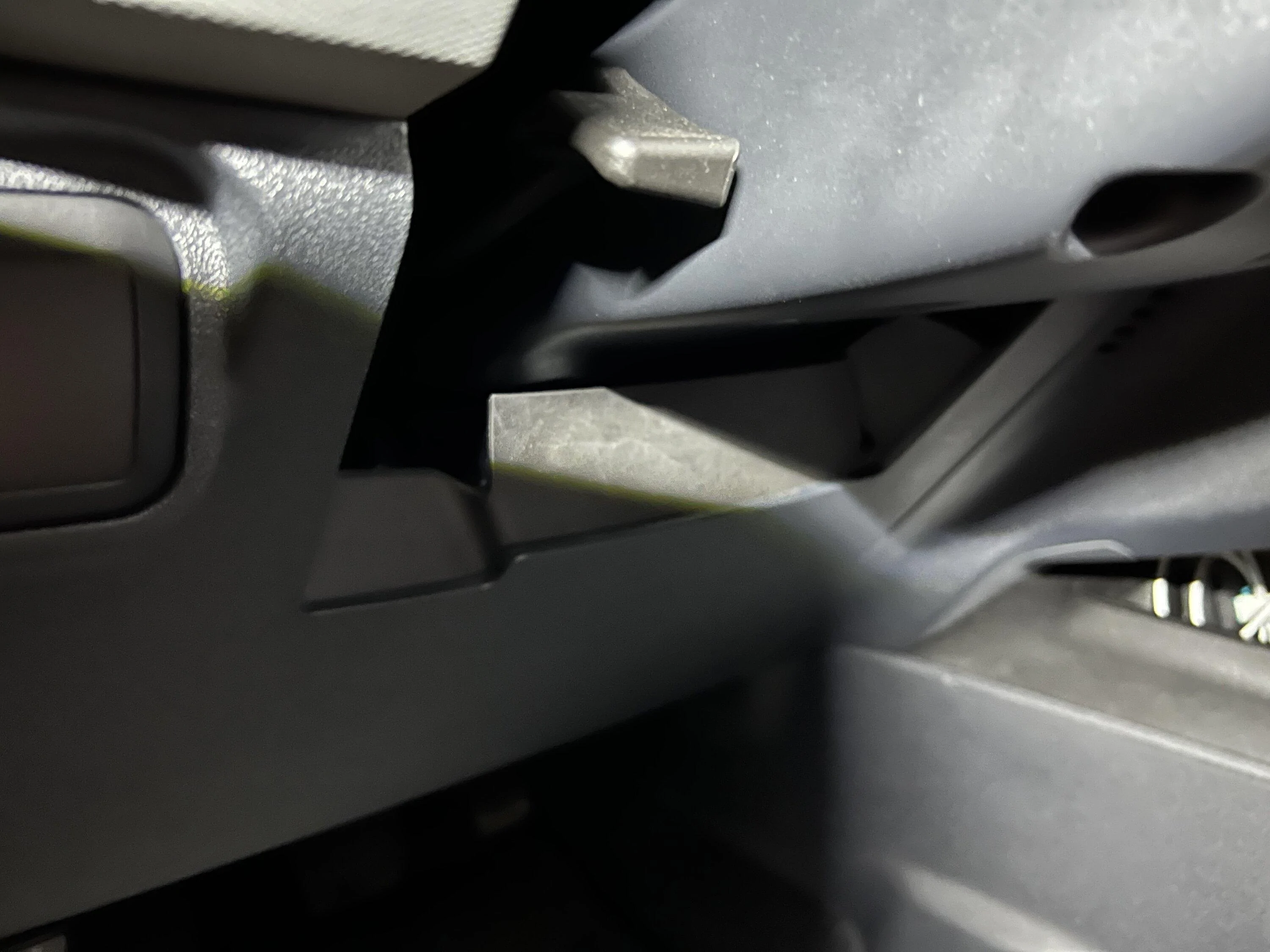 Ford Bronco Super Clean GMRS Radio Install! 001727A0-0764-4716-B702-61A6A1B57535