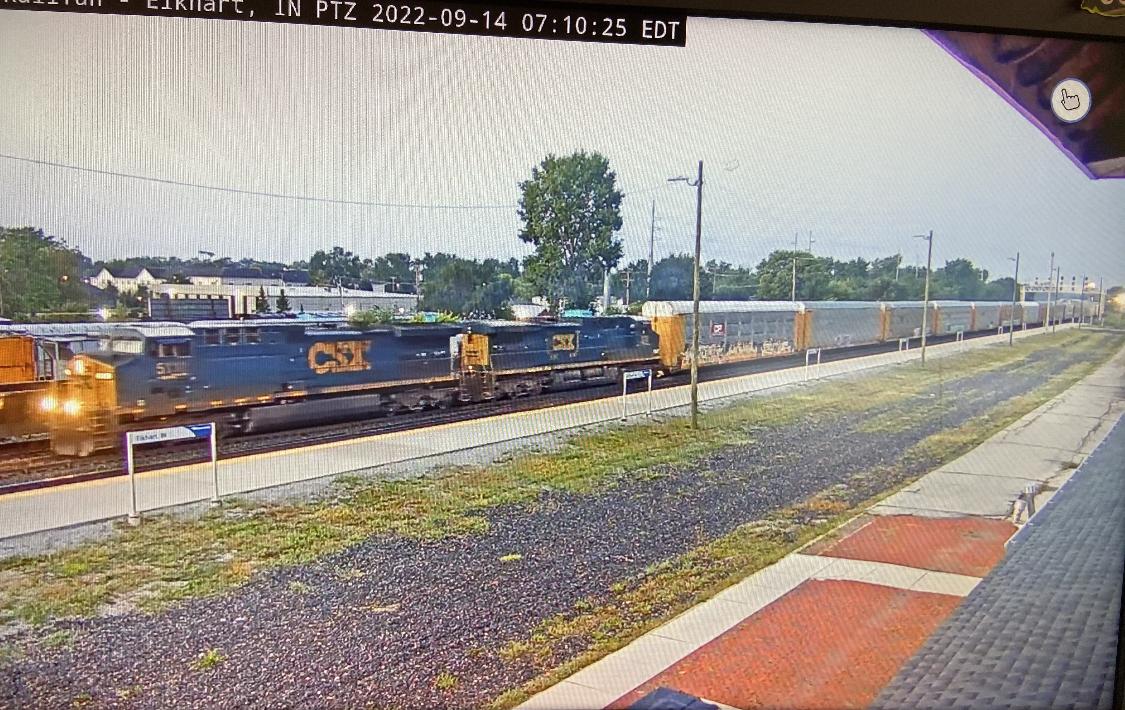 Ford Bronco Is CSX rail moving "autos" ? 00A8F57A-17B3-4EB5-8AD7-7D4F2DB76E32