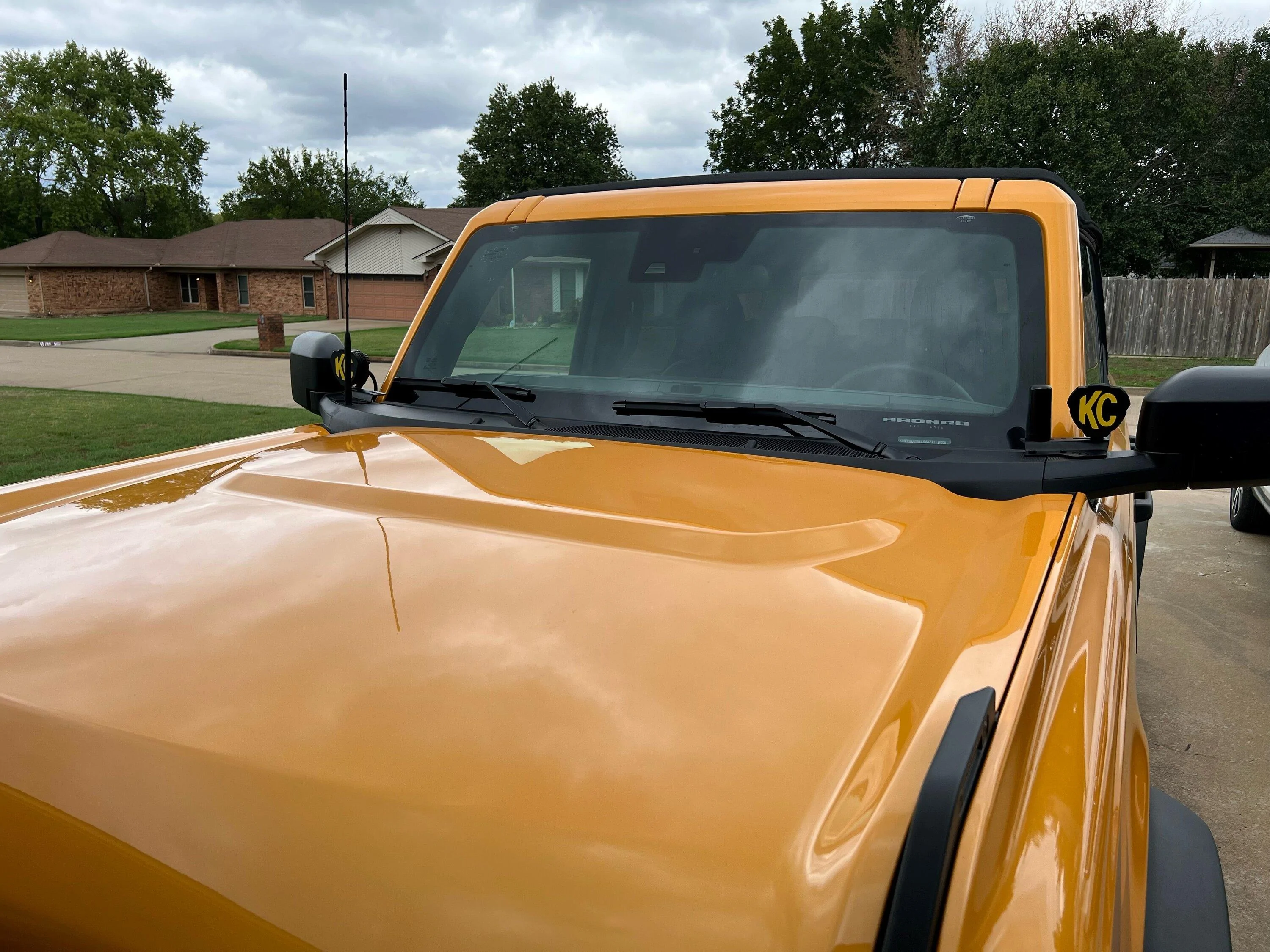 Ford Bronco MetalCloak Giveaway of the Month -- Sept/Oct 2022 -- Bronco 6G Overline Rocker Rails, 4-Door Lingt cover